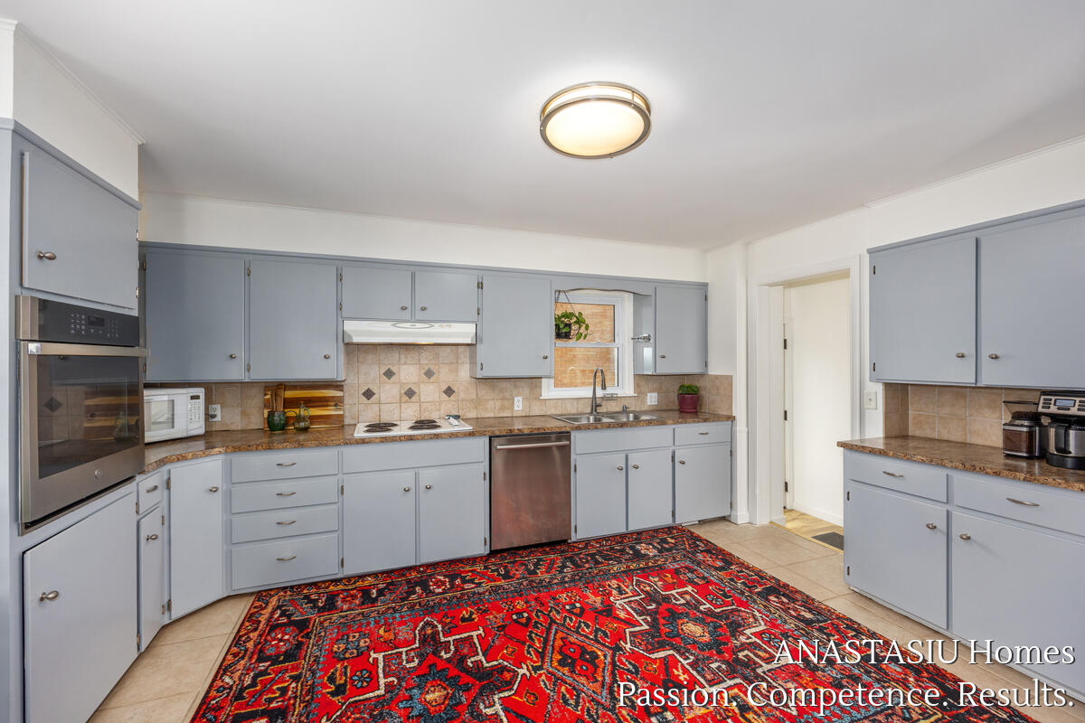 2238 Godwin Avenue SE Grand Rapids MI 49507