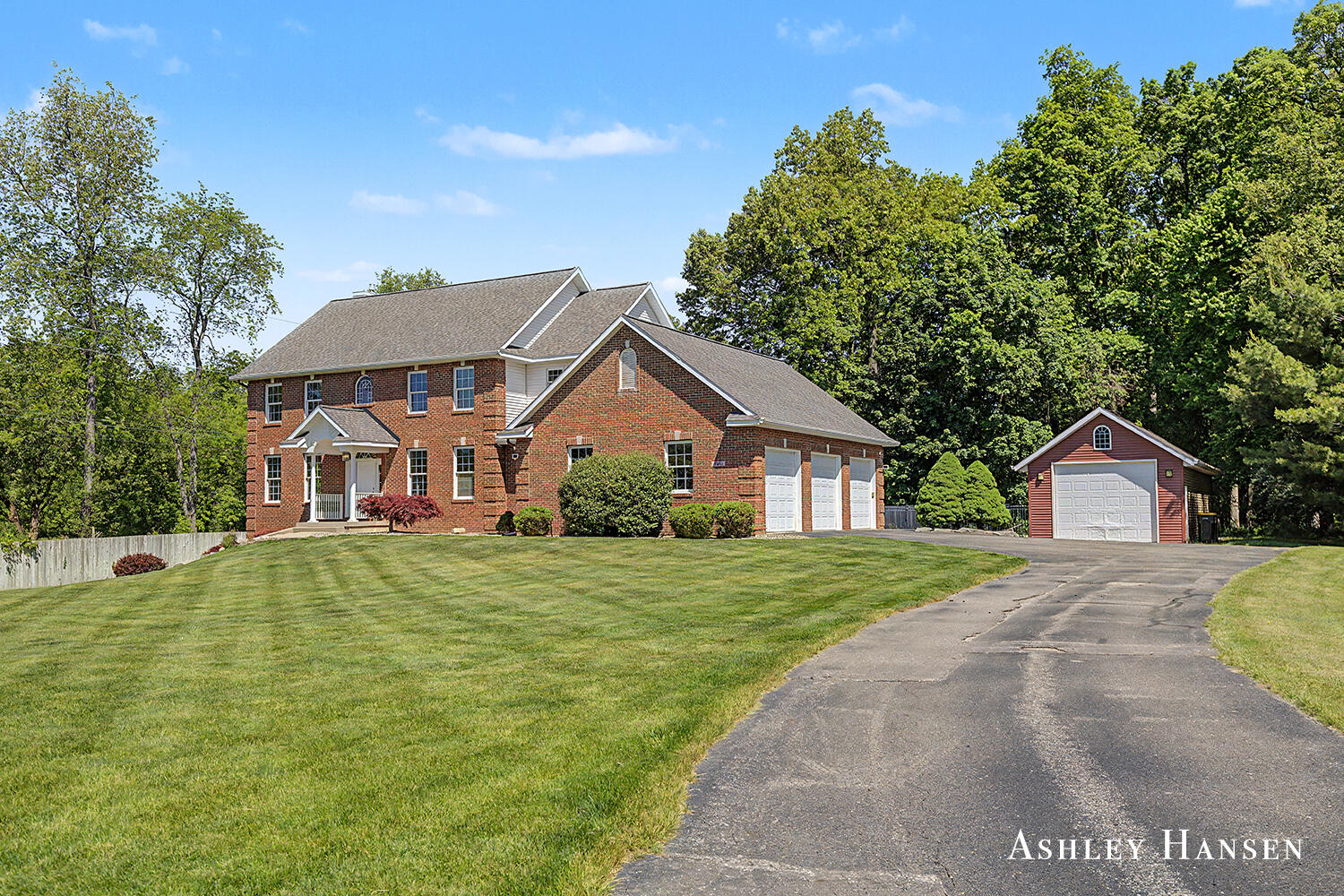 7085 Hidden Ridge Drive SE Grand Rapids MI 49546