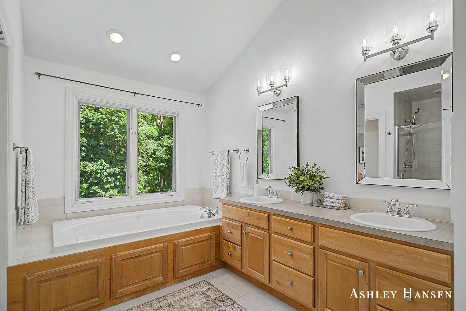 7085 Hidden Ridge Drive SE Grand Rapids MI 49546