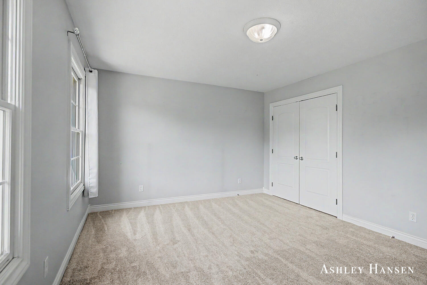 7085 Hidden Ridge Drive SE Grand Rapids MI 49546
