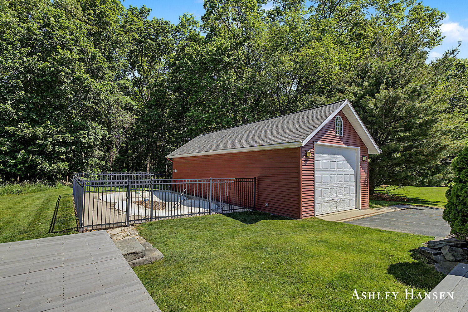 7085 Hidden Ridge Drive SE Grand Rapids MI 49546