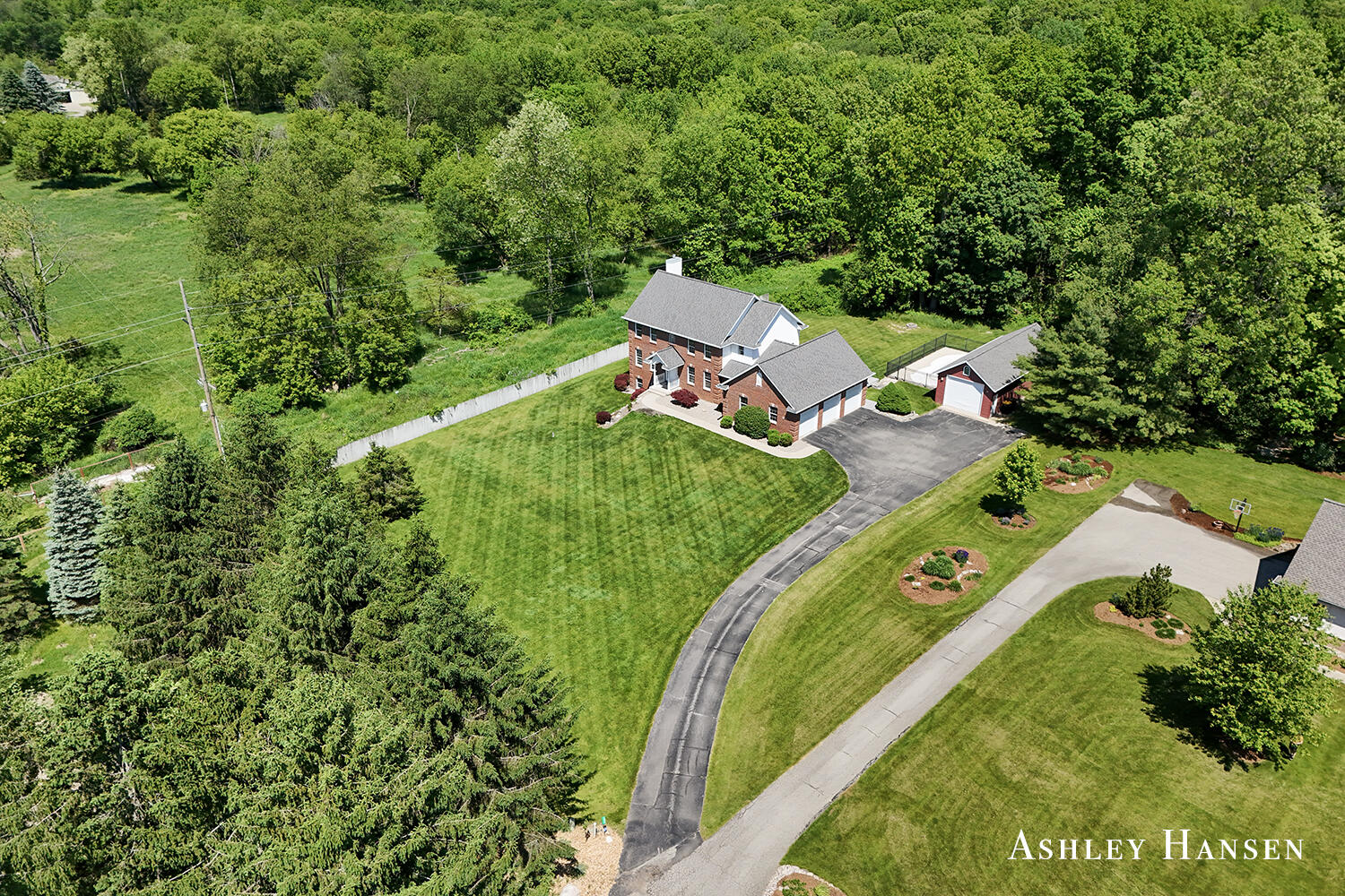 7085 Hidden Ridge Drive SE Grand Rapids MI 49546