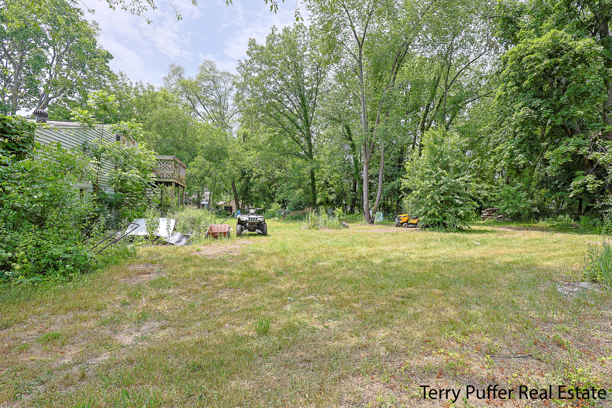 607 66th Street SE Grand Rapids MI 49548