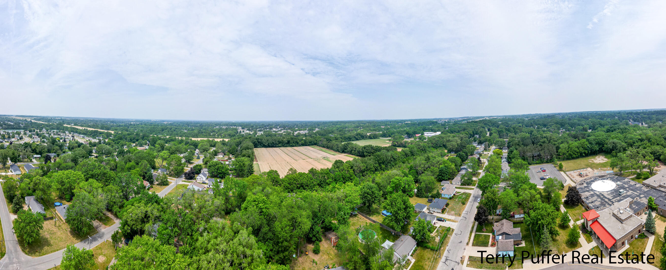 607 66th Street SE Grand Rapids MI 49548