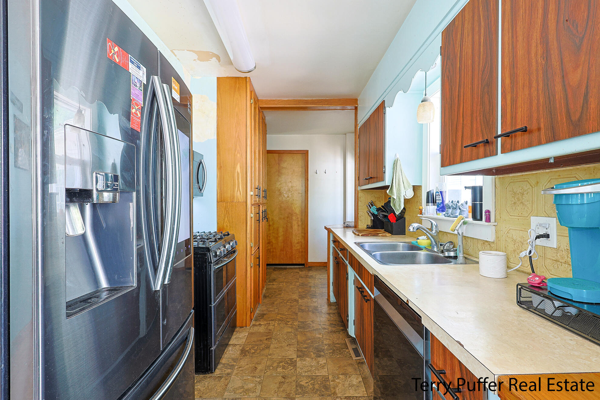 607 66th Street SE Grand Rapids MI 49548