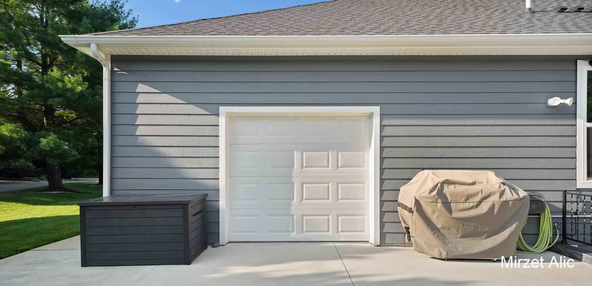 5220 Canyon River Drive NE Ada MI 49301