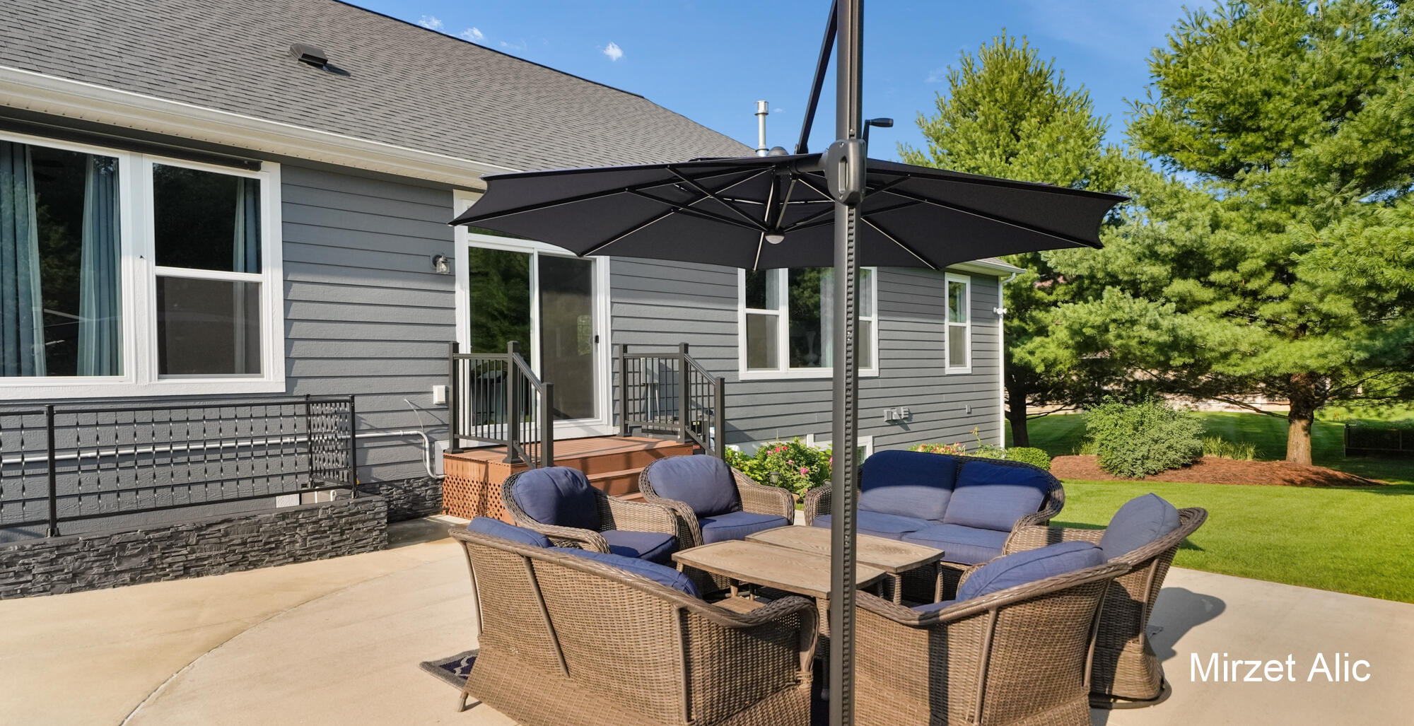 5220 Canyon River Drive NE Ada MI 49301