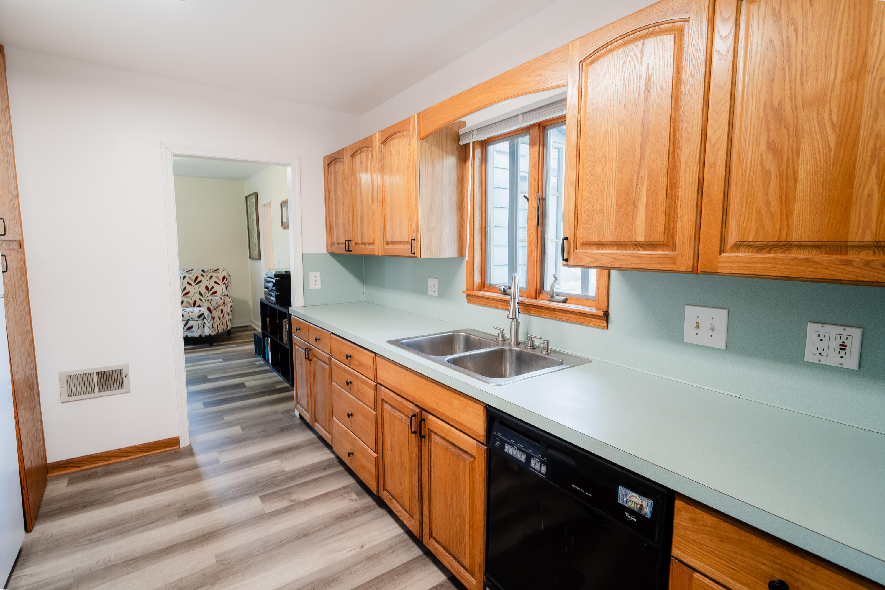 1124 Kusterer Drive NW Grand Rapids MI 49534