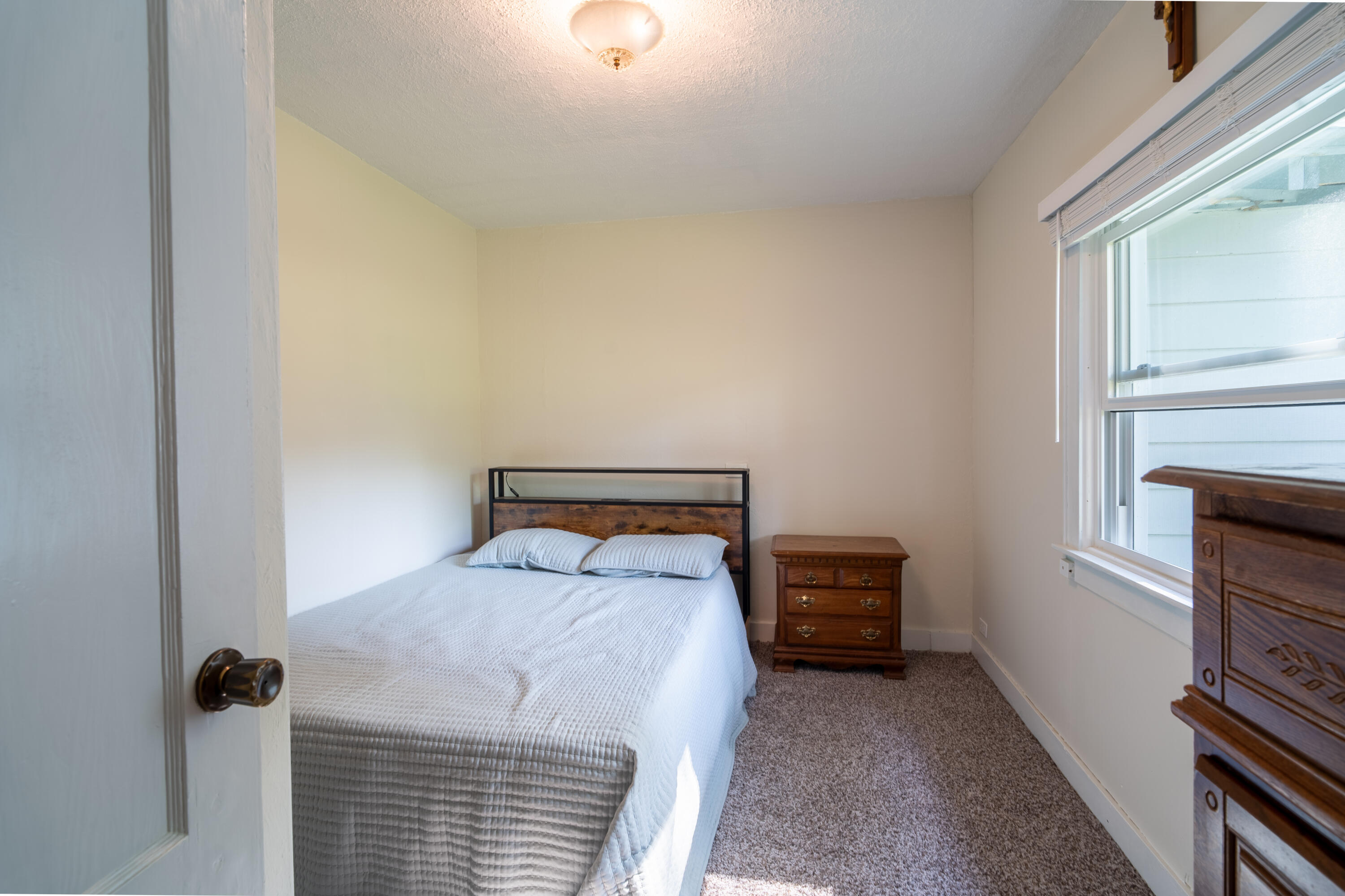 1124 Kusterer Drive NW Grand Rapids MI 49534