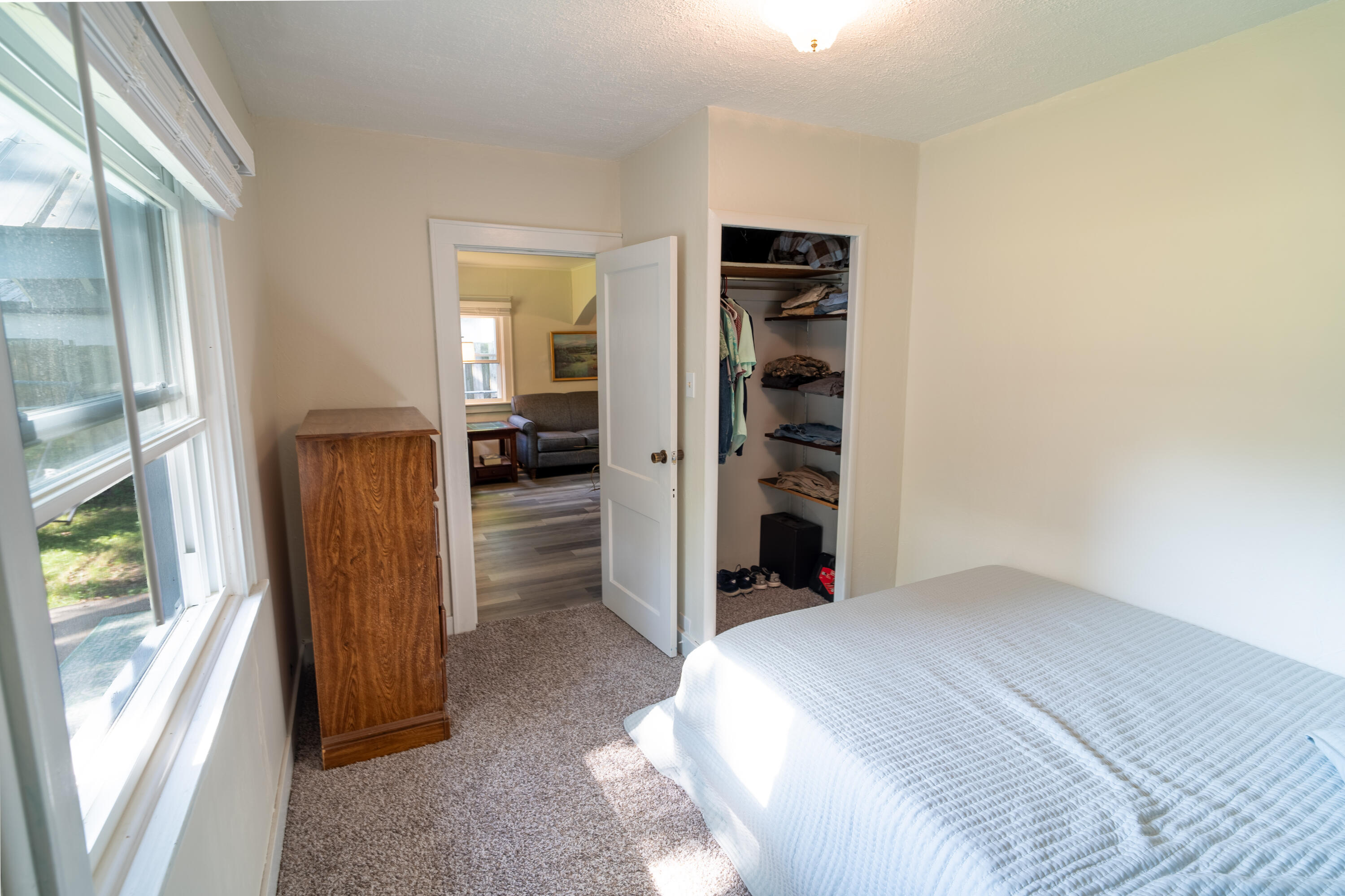 1124 Kusterer Drive NW Grand Rapids MI 49534