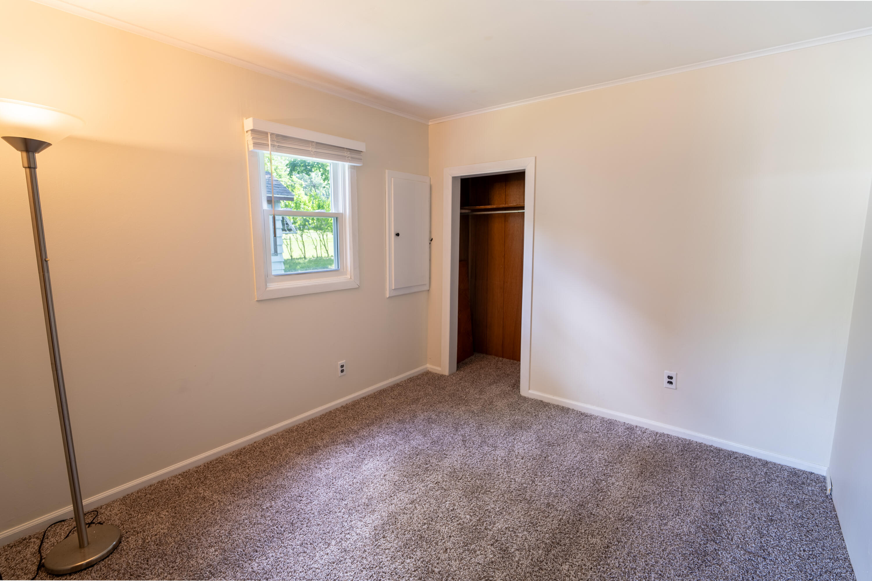1124 Kusterer Drive NW Grand Rapids MI 49534