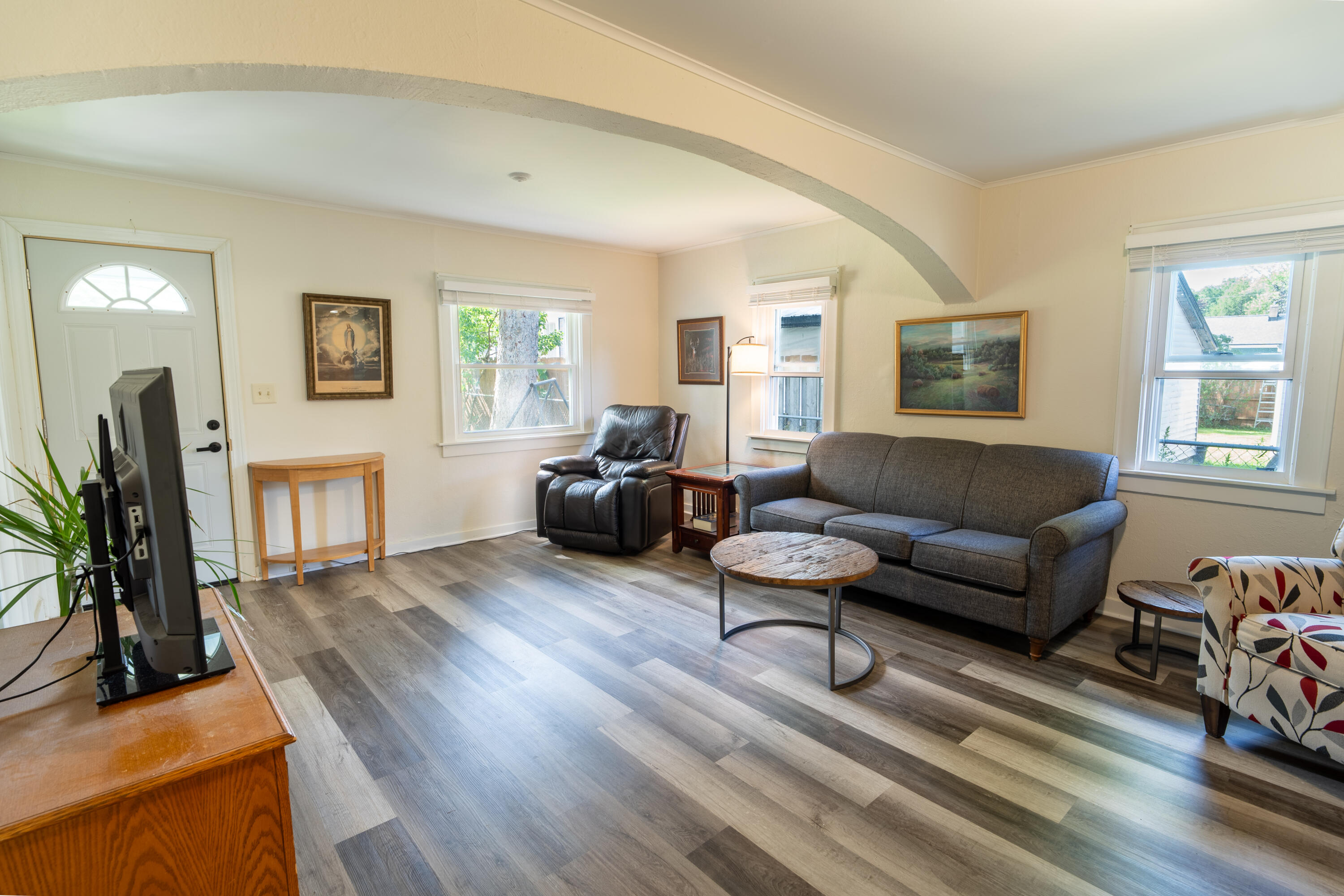 1124 Kusterer Drive NW Grand Rapids MI 49534