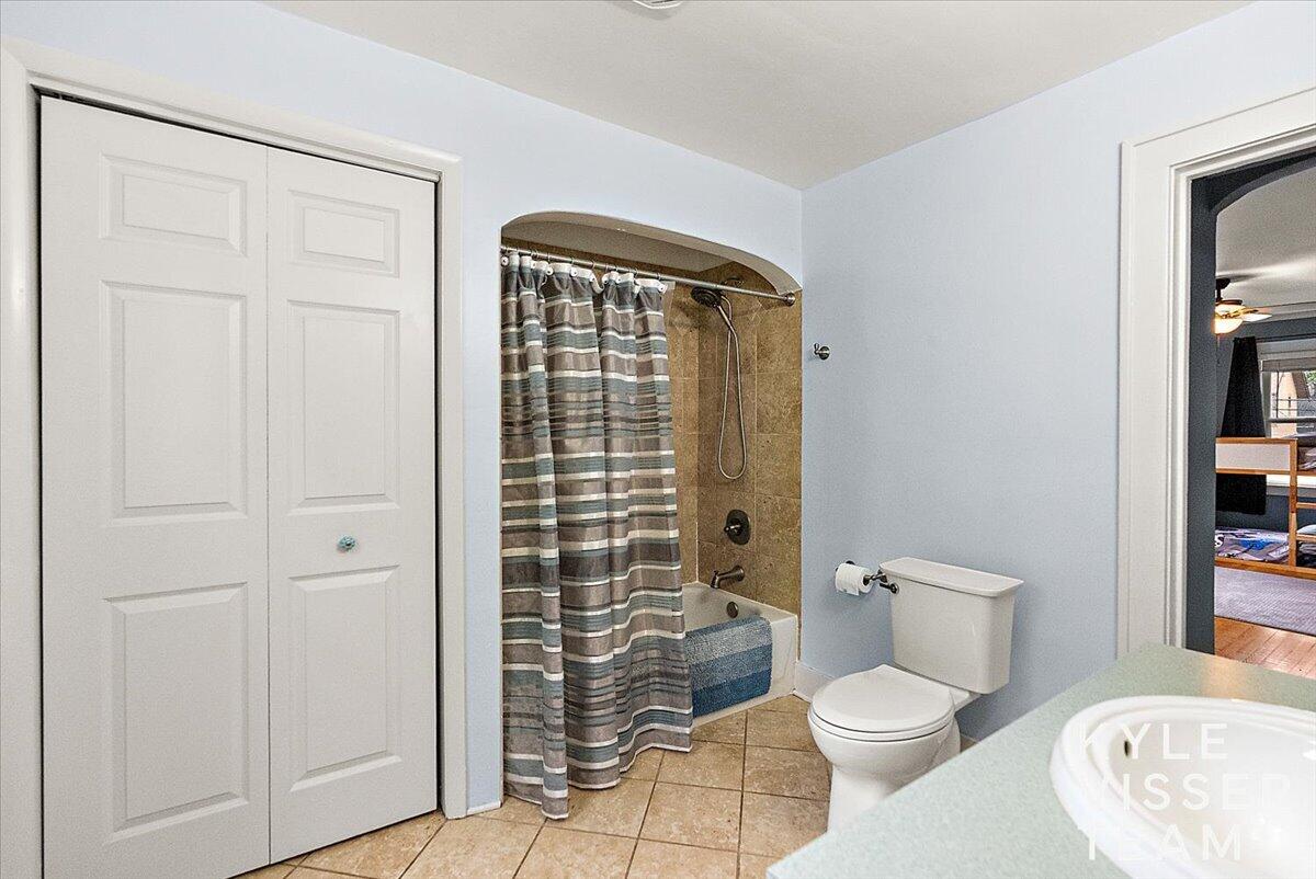 320 Gladstone Drive SE East Grand Rapids MI 49506