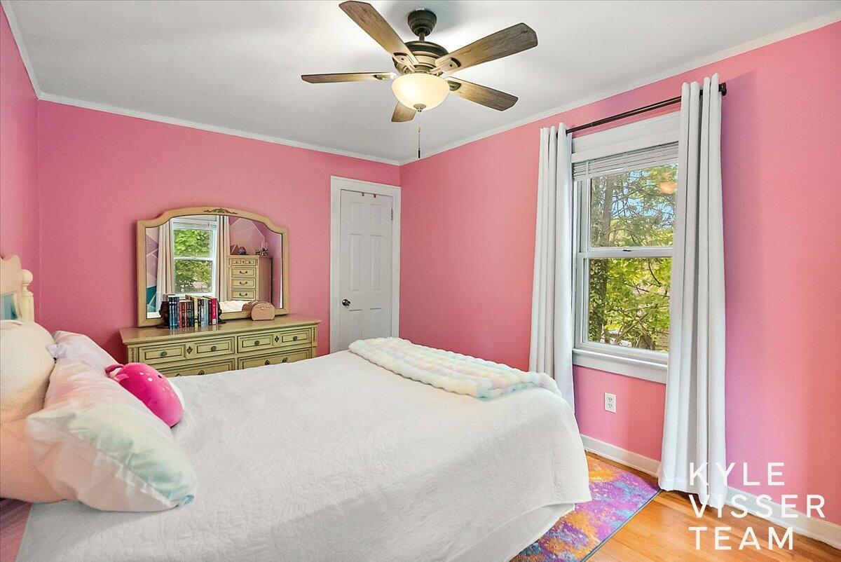 320 Gladstone Drive SE East Grand Rapids MI 49506
