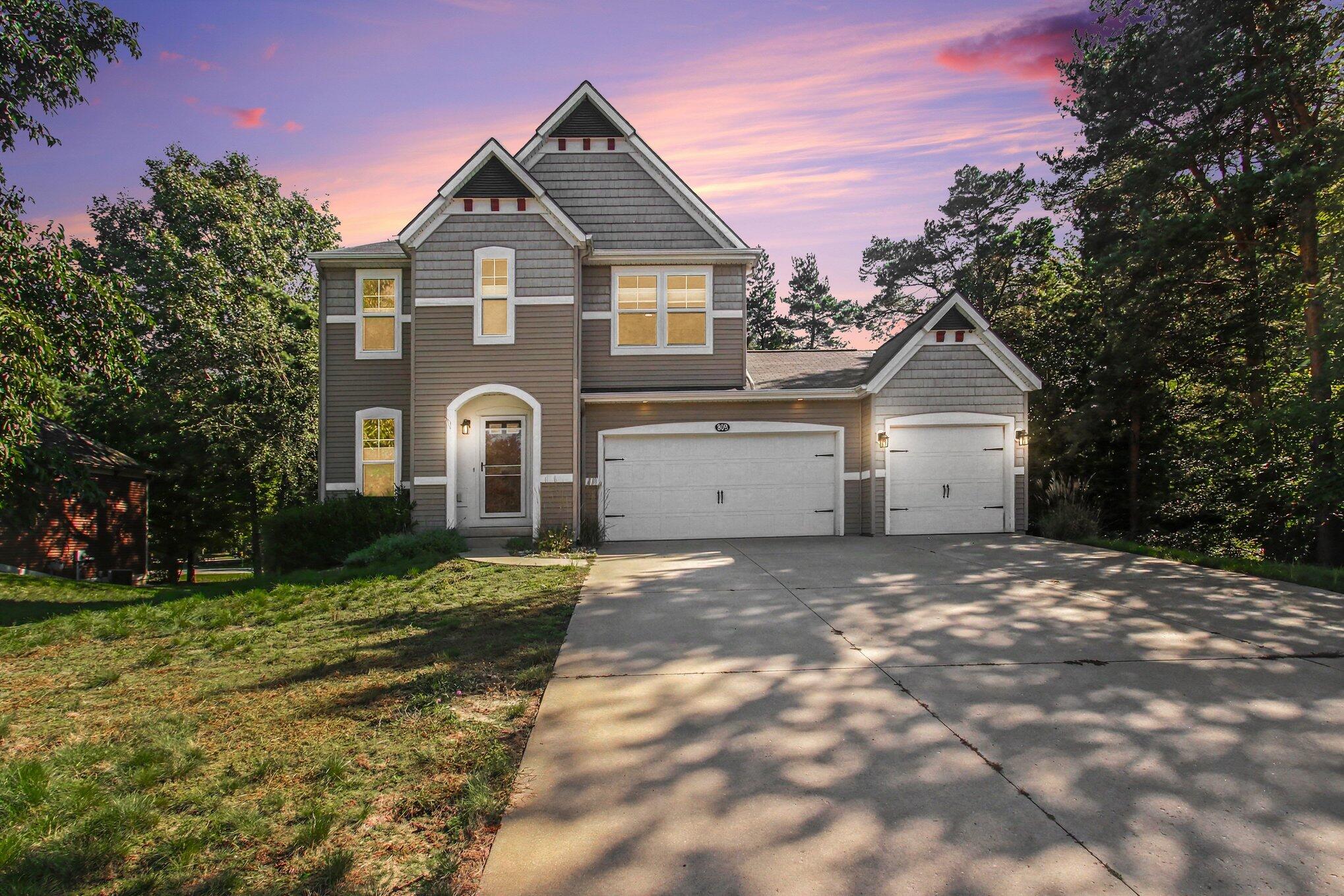 809 Ashlee Drive Norton Shores MI 49441