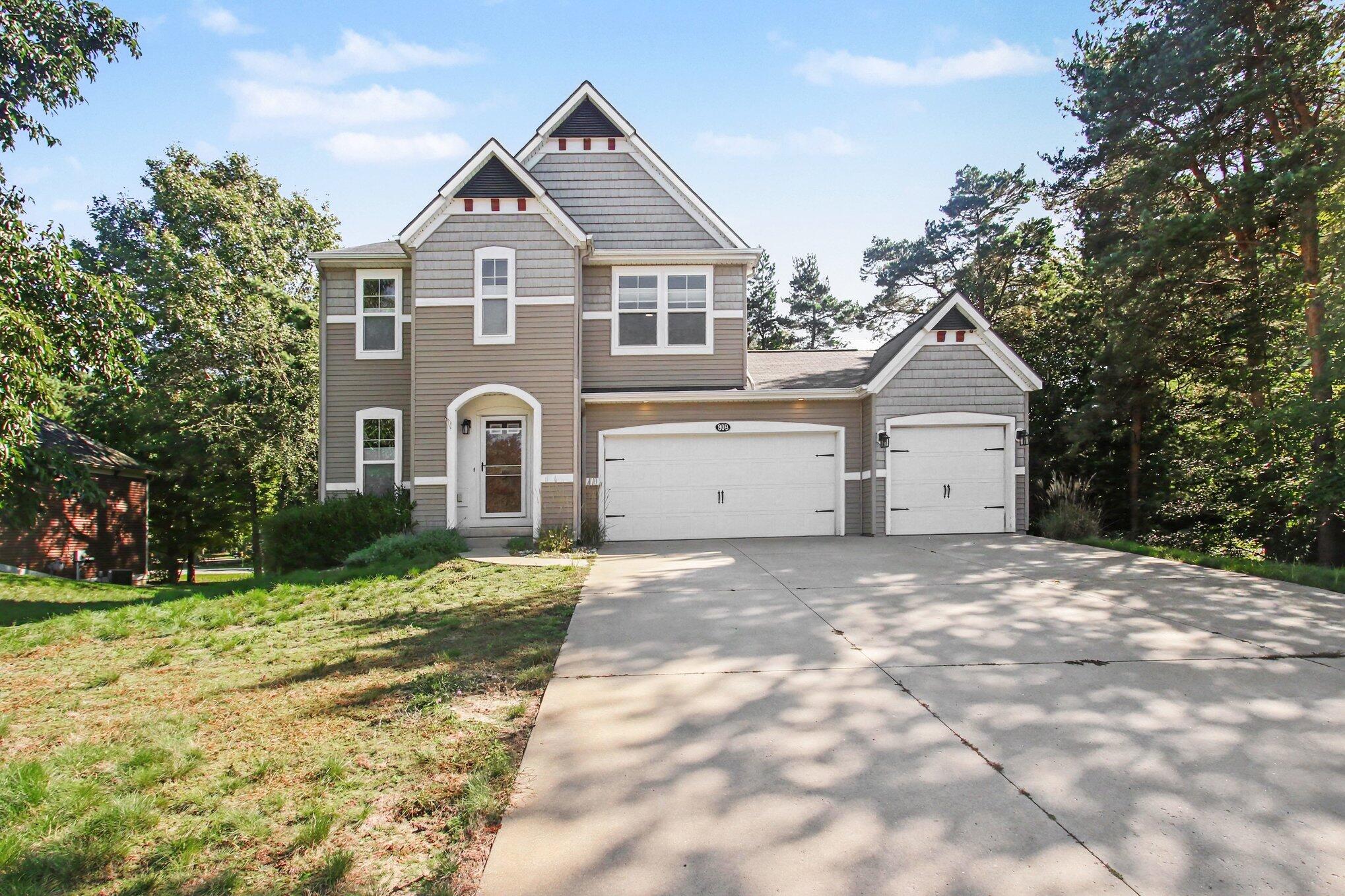 809 Ashlee Drive Norton Shores MI 49441