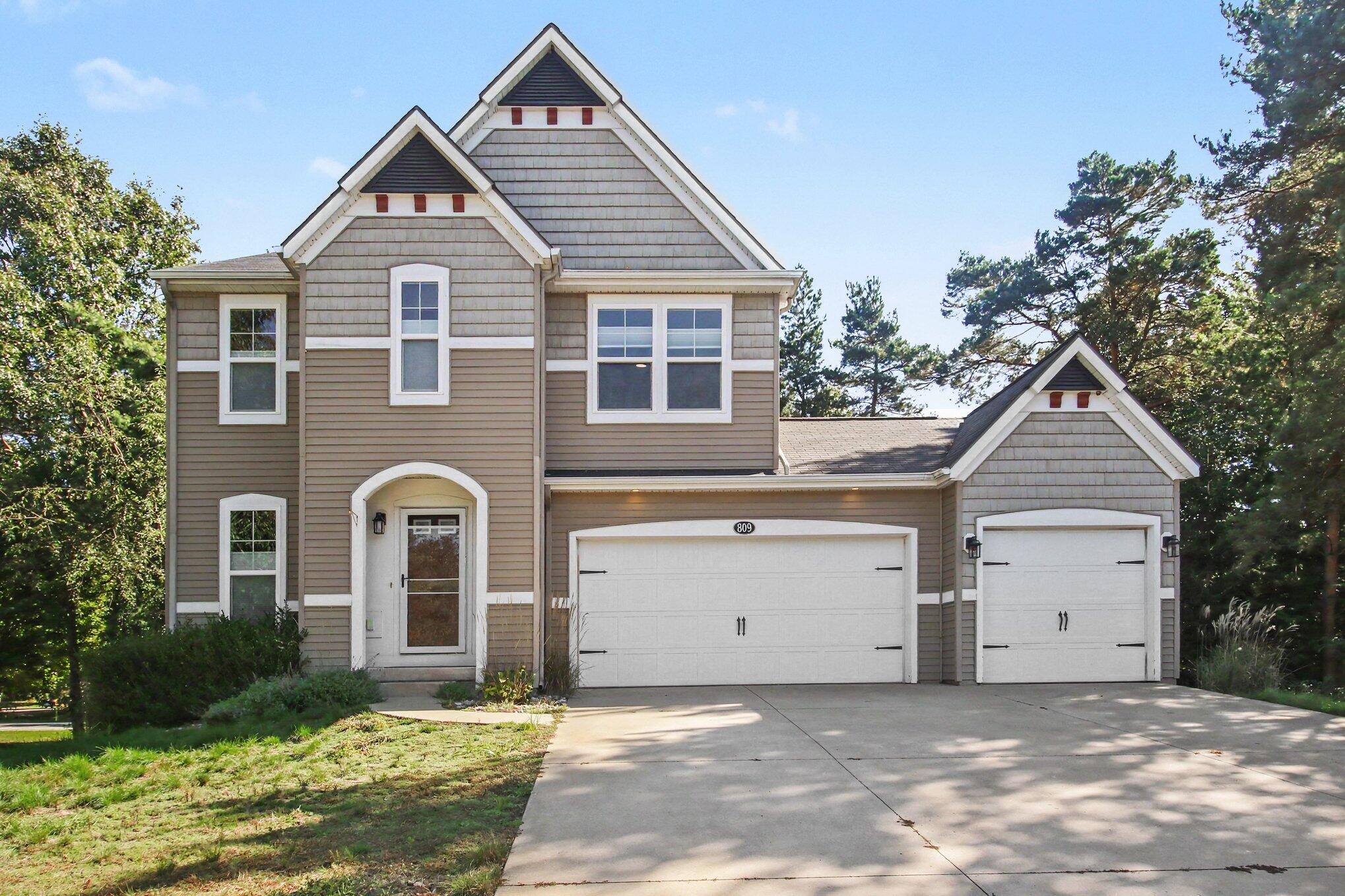 809 Ashlee Drive Norton Shores MI 49441
