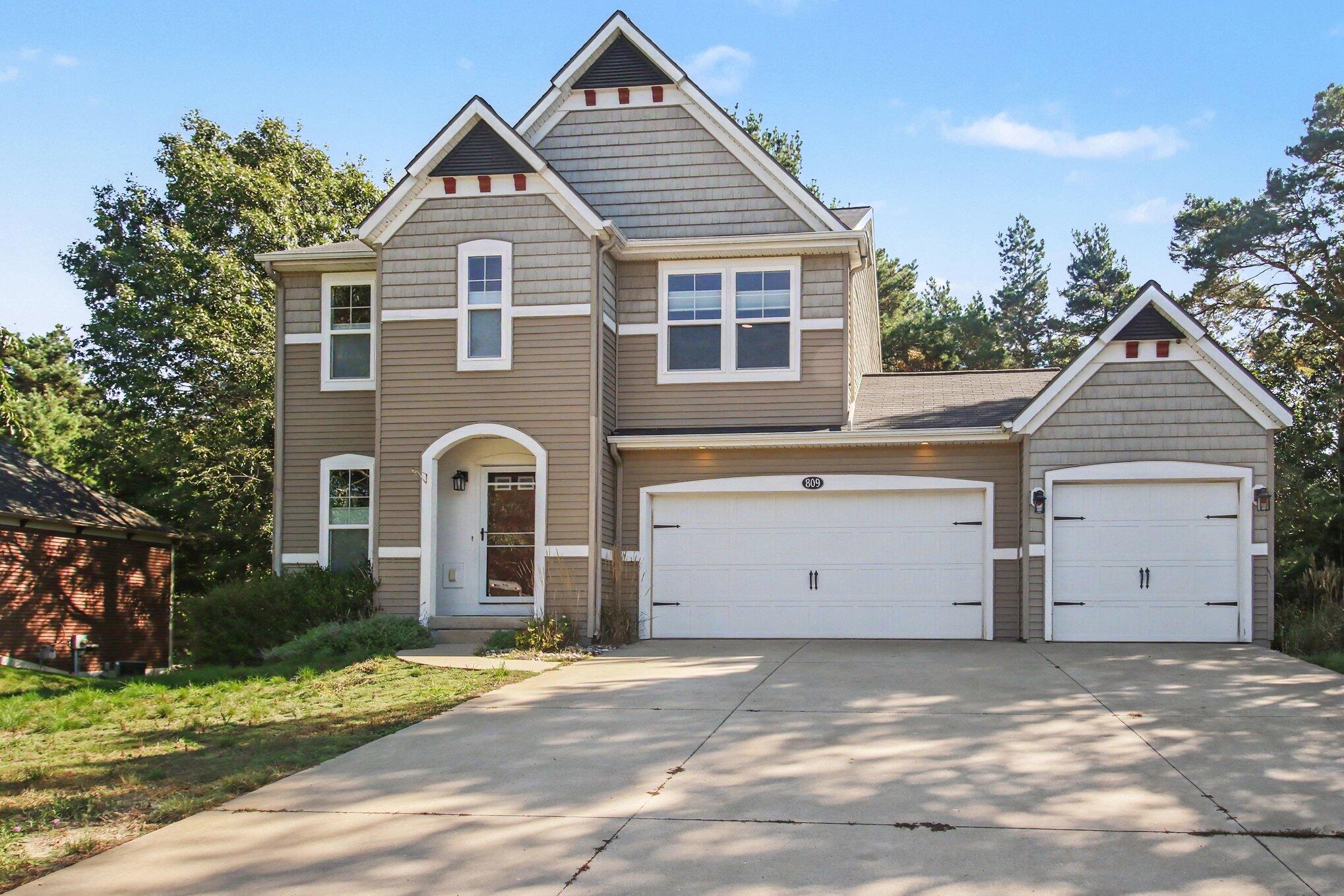 809 Ashlee Drive Norton Shores MI 49441