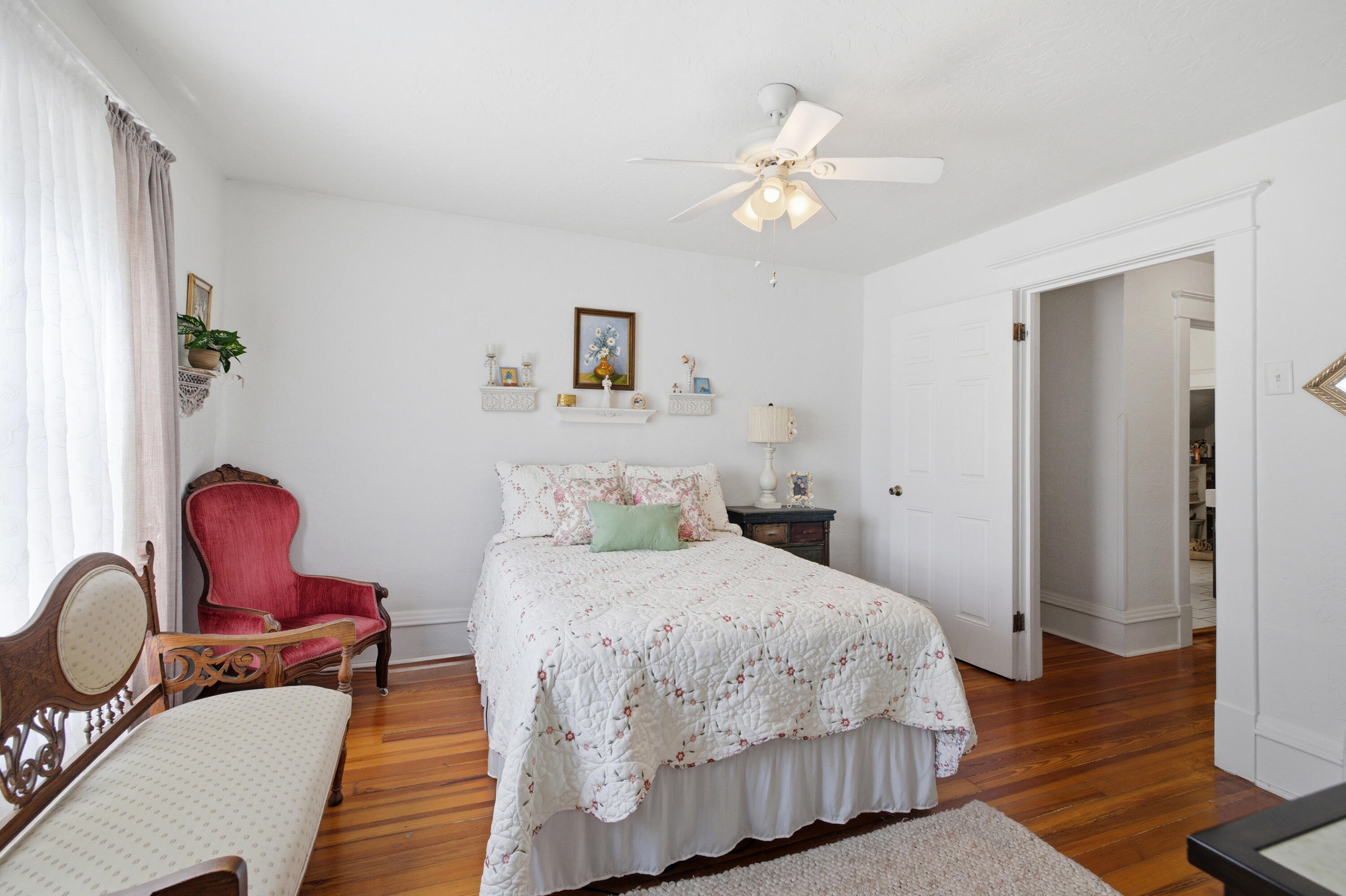 24 W Ash Street W Three Oaks MI 49128