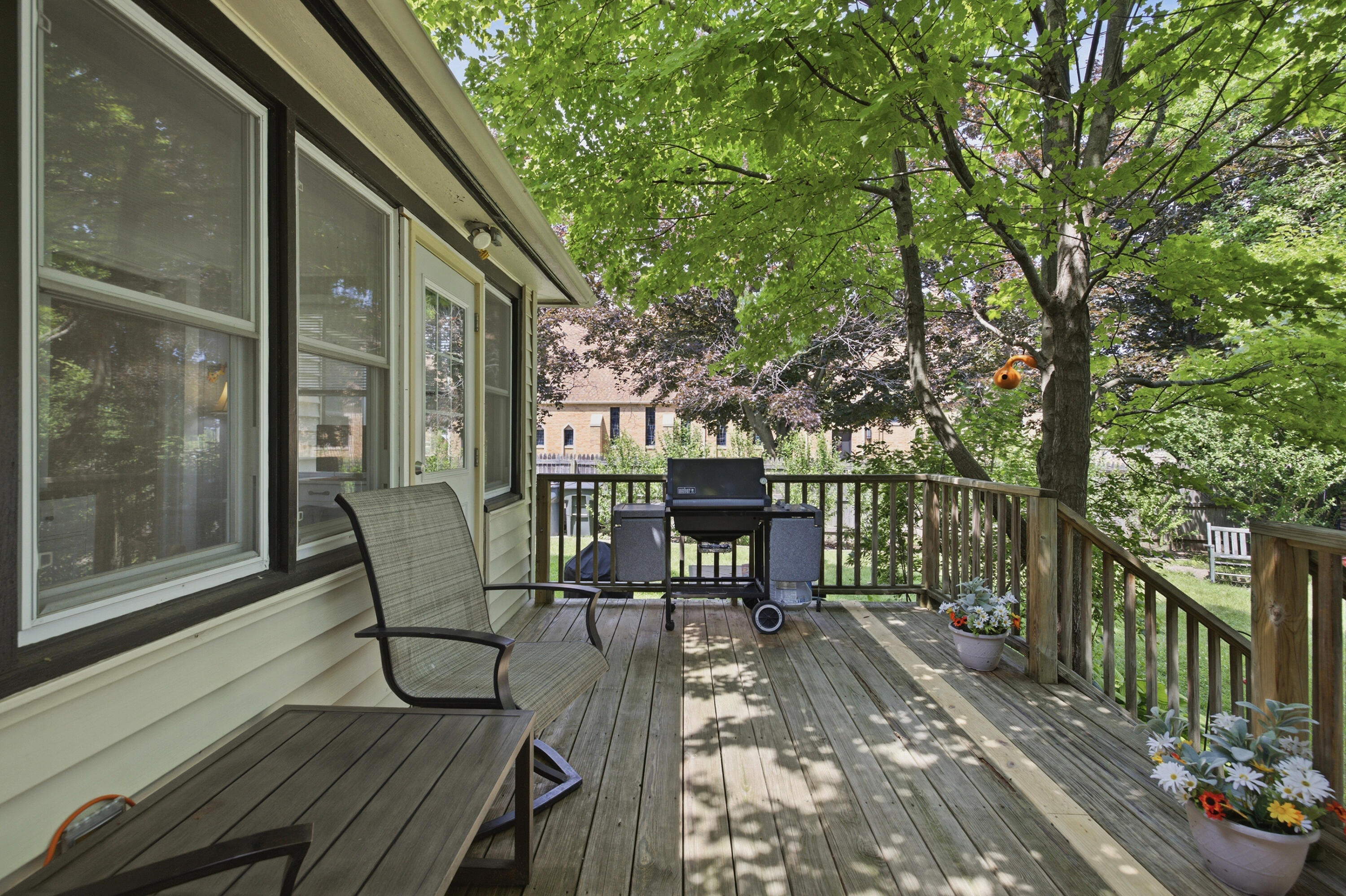 24 W Ash Street W Three Oaks MI 49128