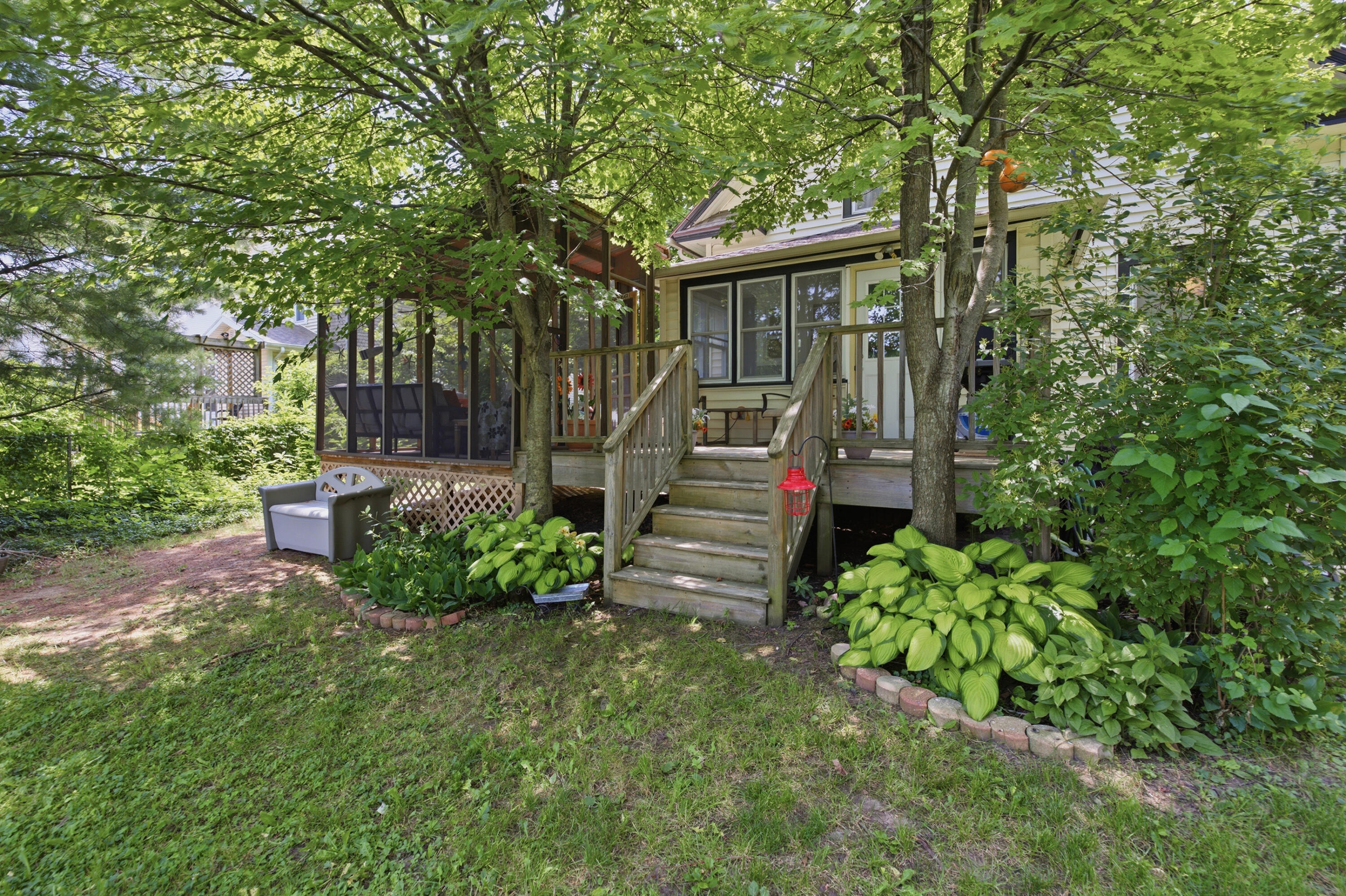24 W Ash Street W Three Oaks MI 49128
