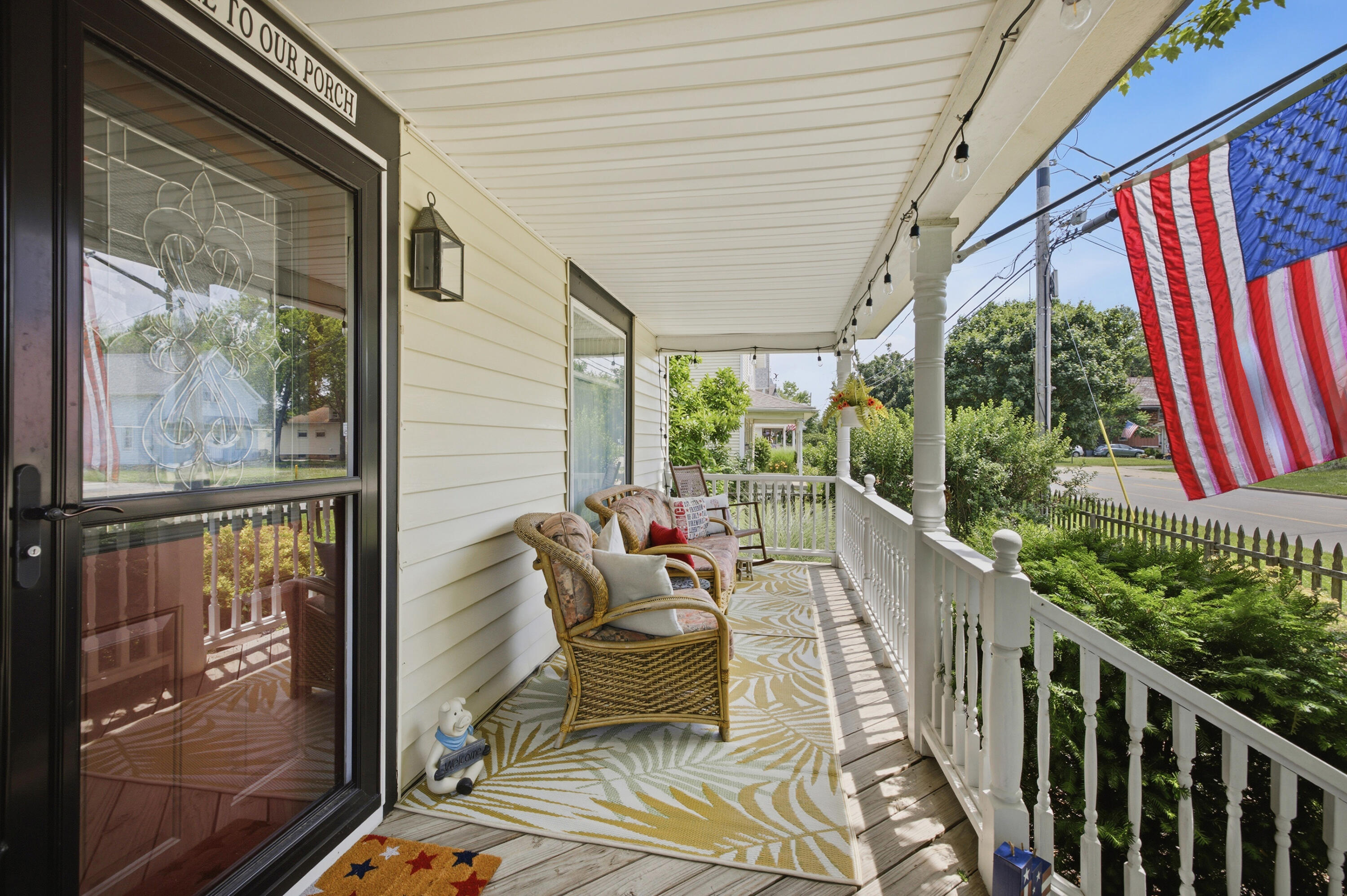 24 W Ash Street W Three Oaks MI 49128