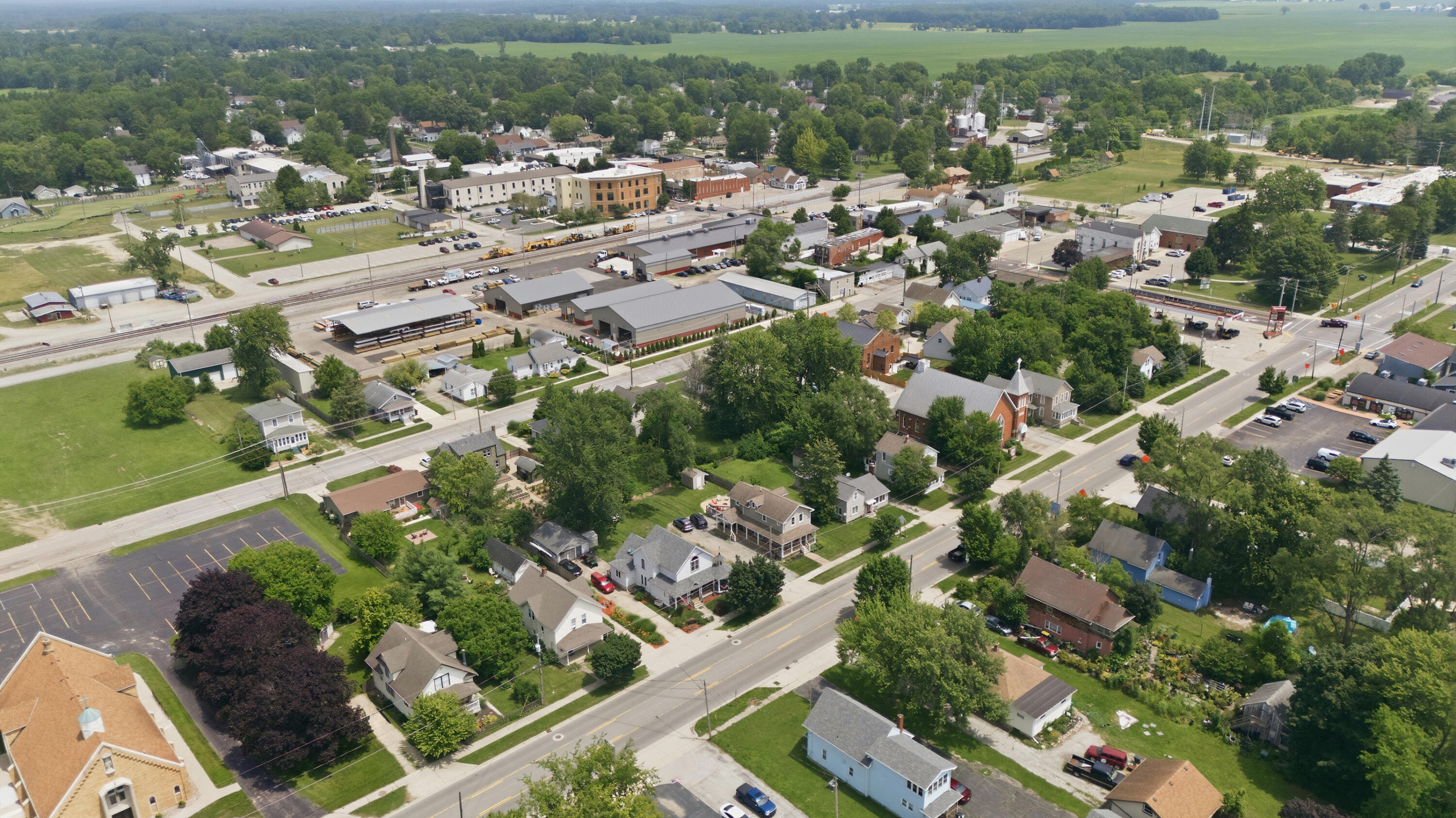 24 W Ash Street W Three Oaks MI 49128