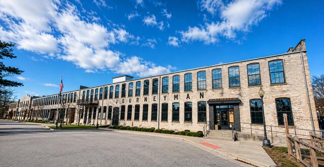 24 W Ash Street W Three Oaks MI 49128