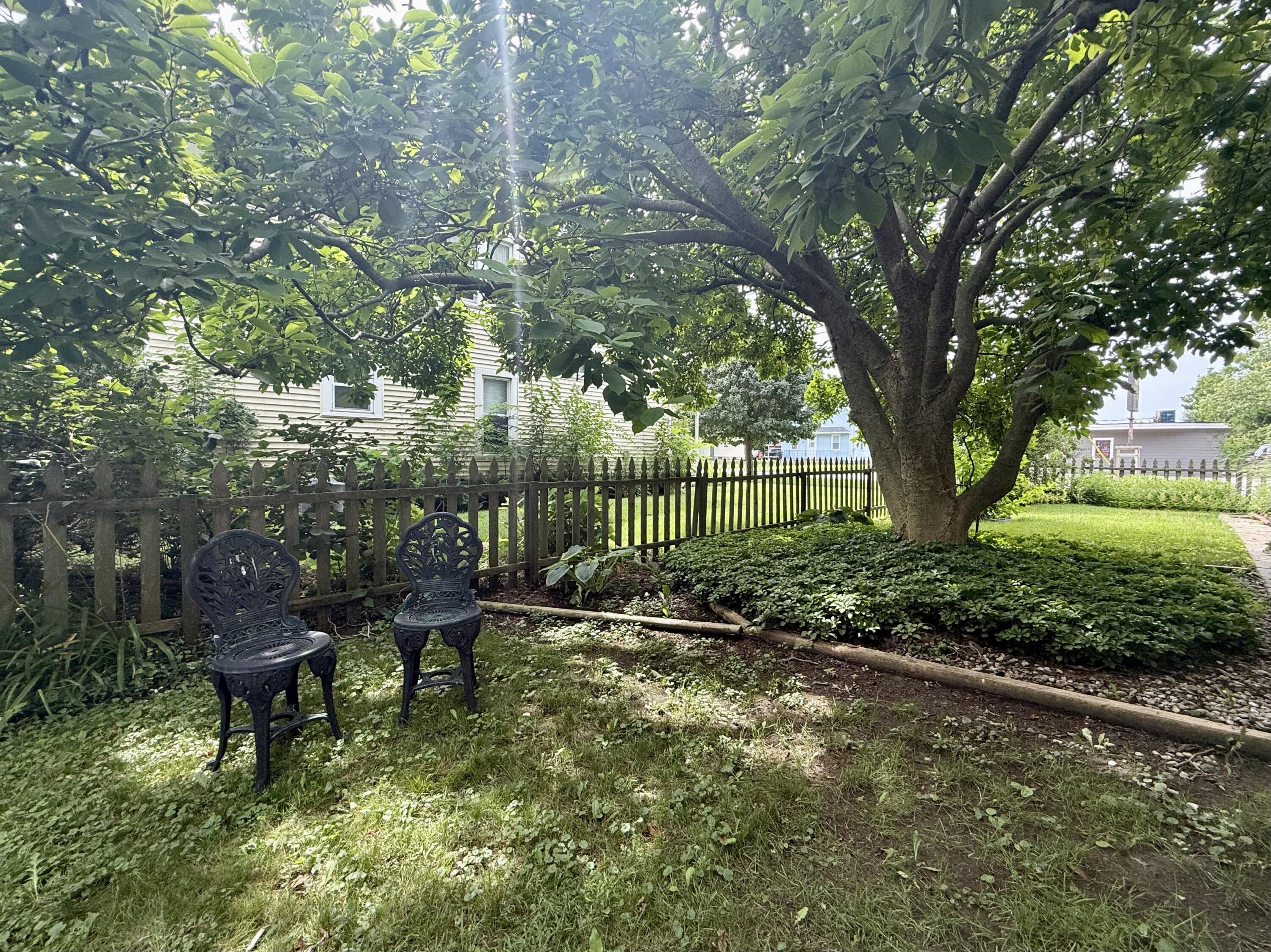 24 W Ash Street Three Oaks MI 49128