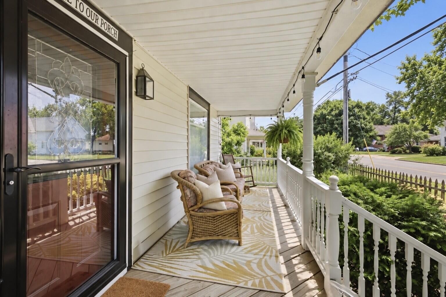24 W Ash Street Three Oaks MI 49128