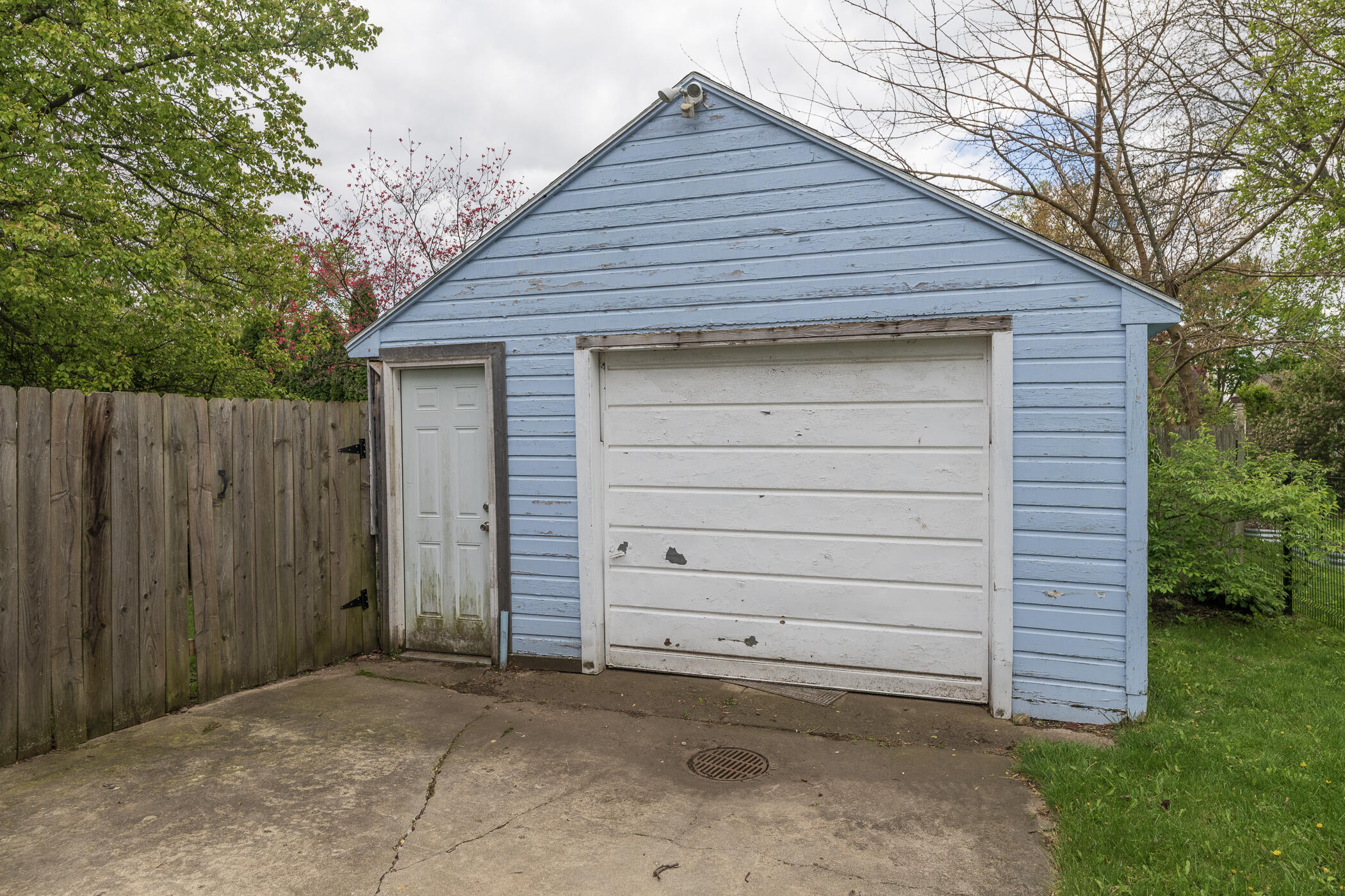 2022 Paddington Road Kalamazoo MI 49001