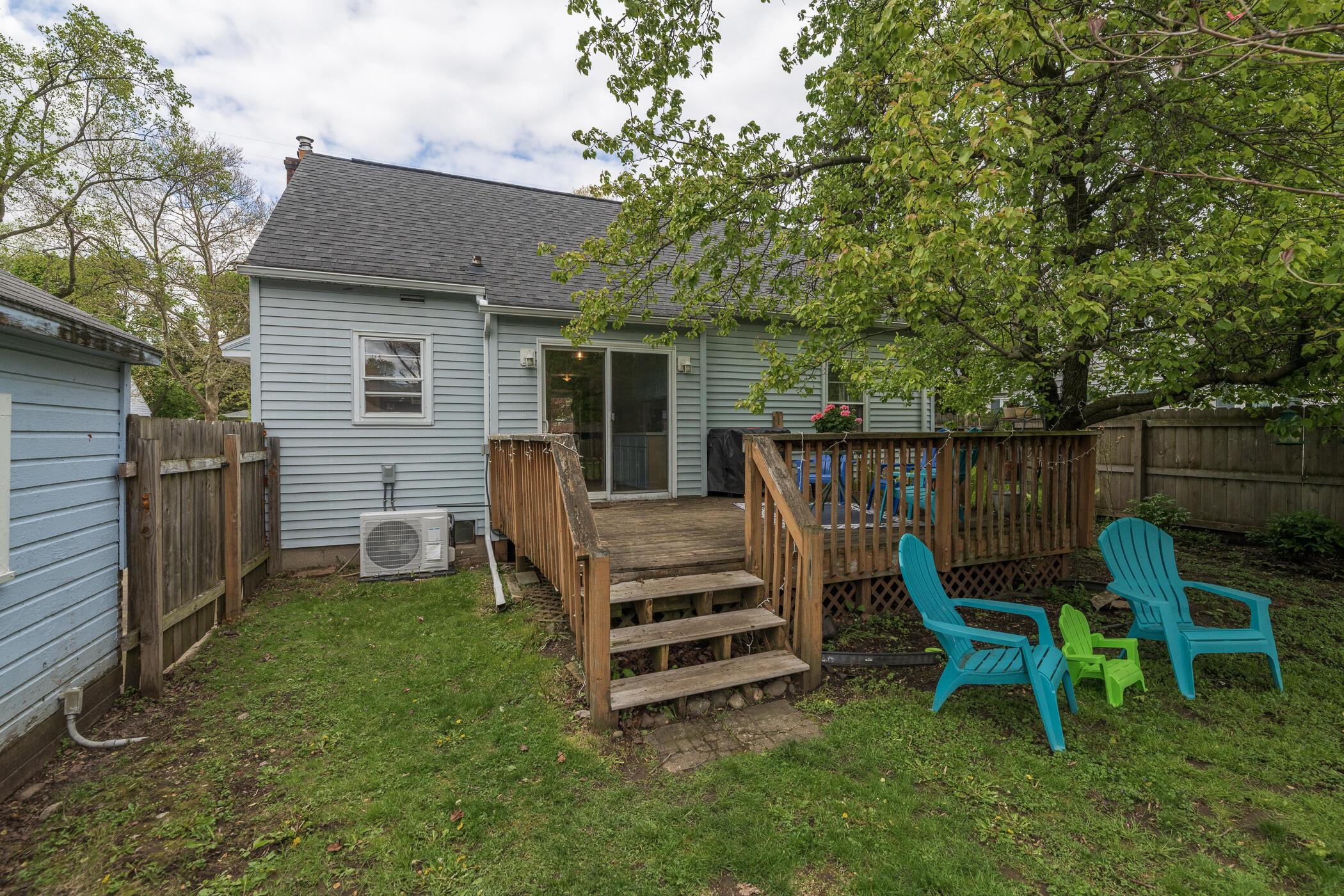 2022 Paddington Road Kalamazoo MI 49001