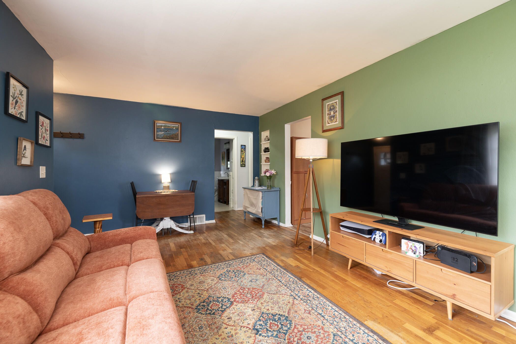 2022 Paddington Road Kalamazoo MI 49001