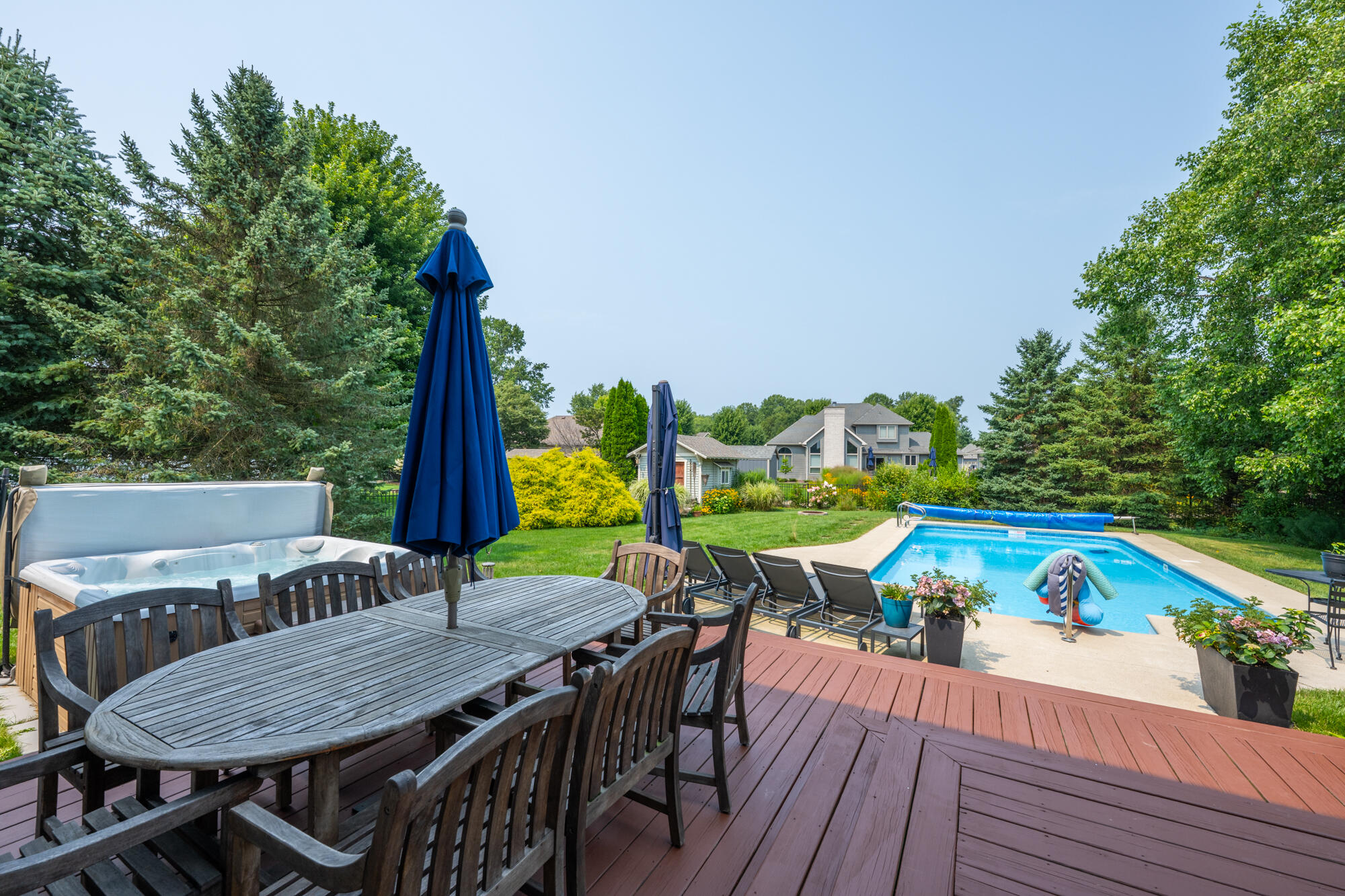 2135 Mccormick Trail Stevensville MI 49127