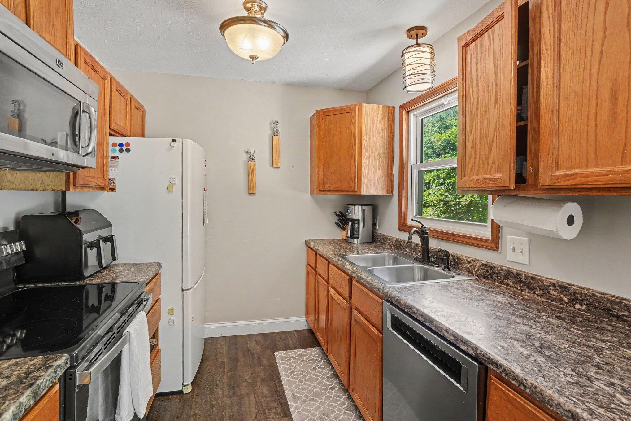 12629 Fillmore Street West Olive MI 49460