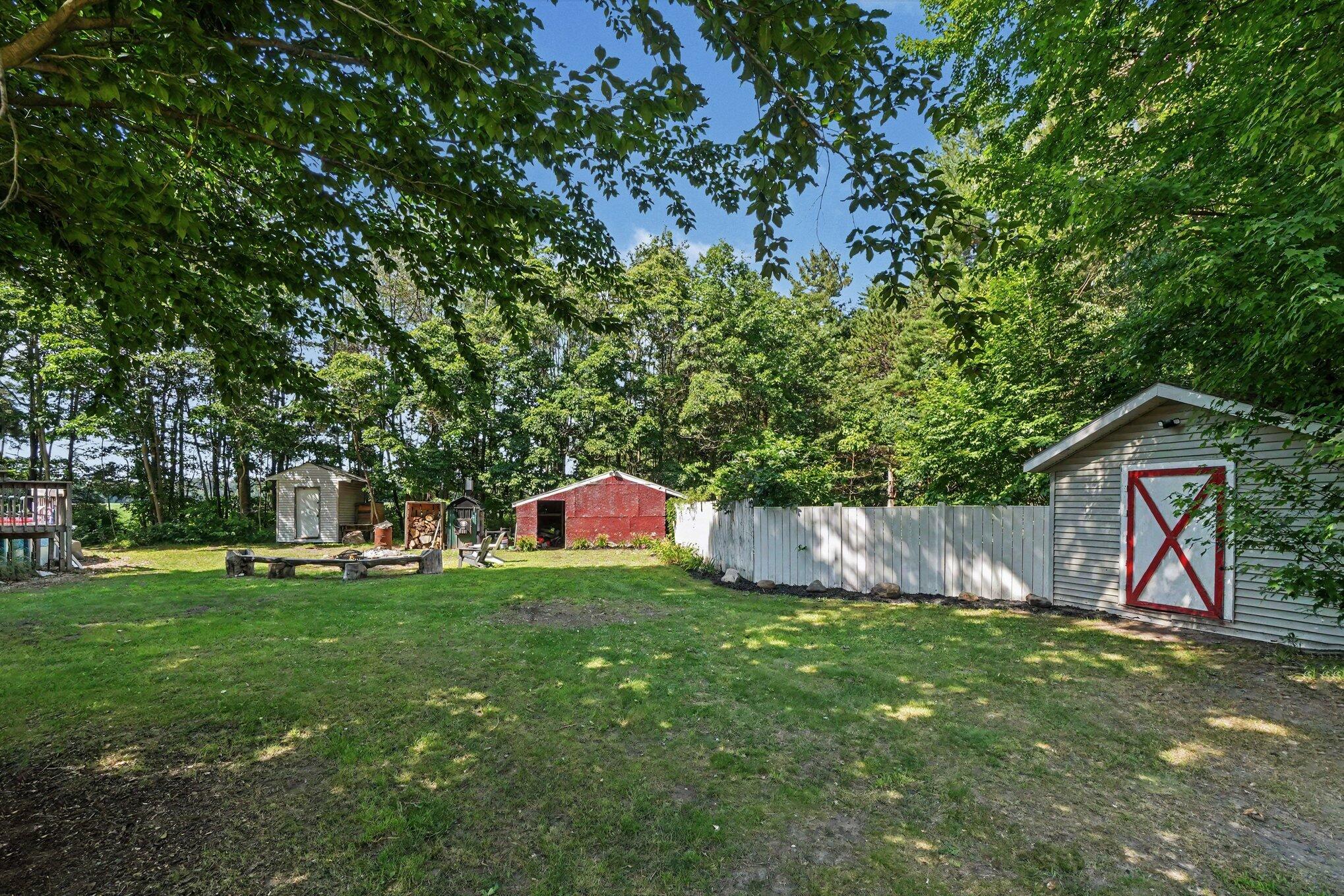 12629 Fillmore Street West Olive MI 49460