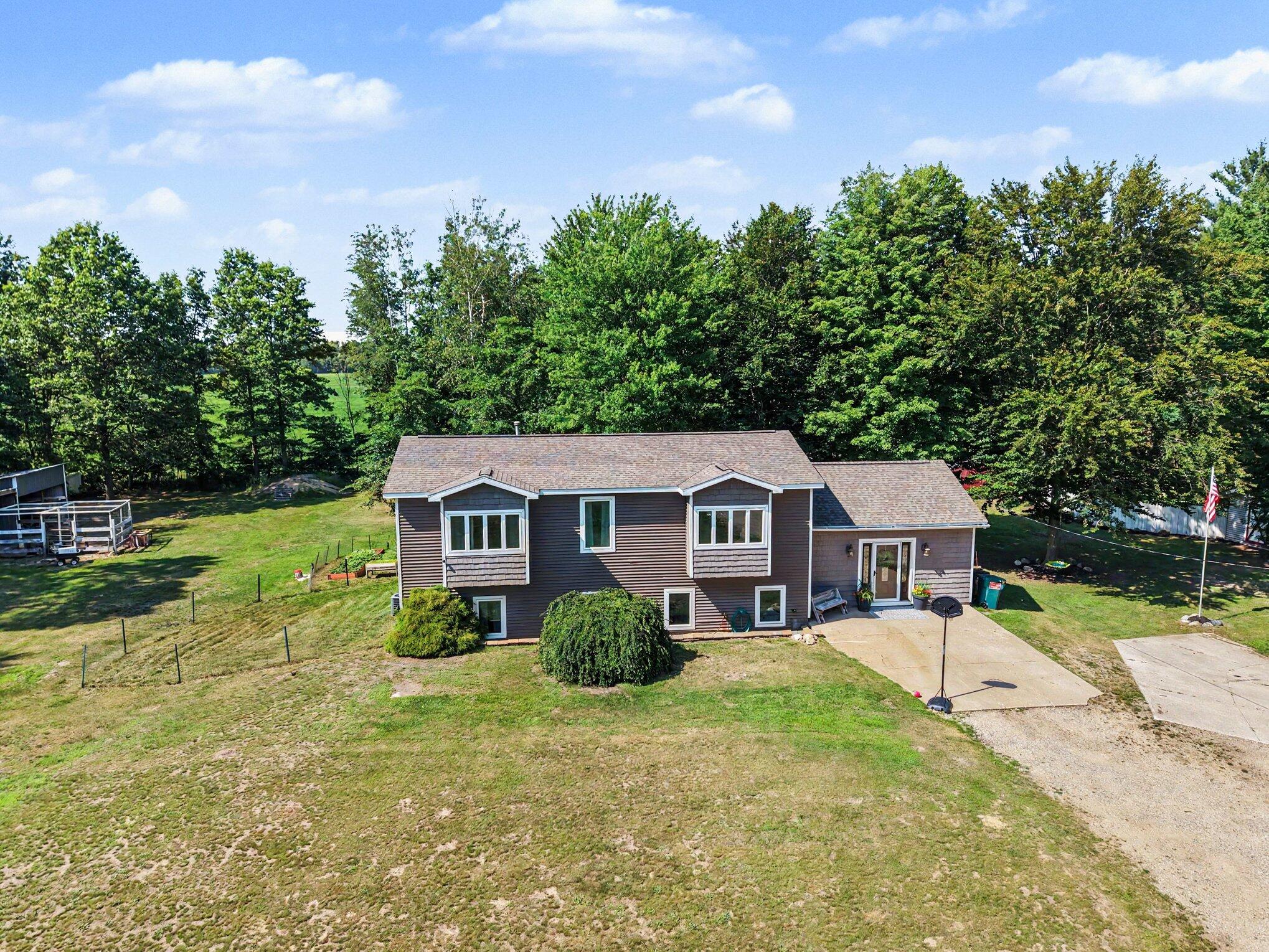 12629 Fillmore Street West Olive MI 49460