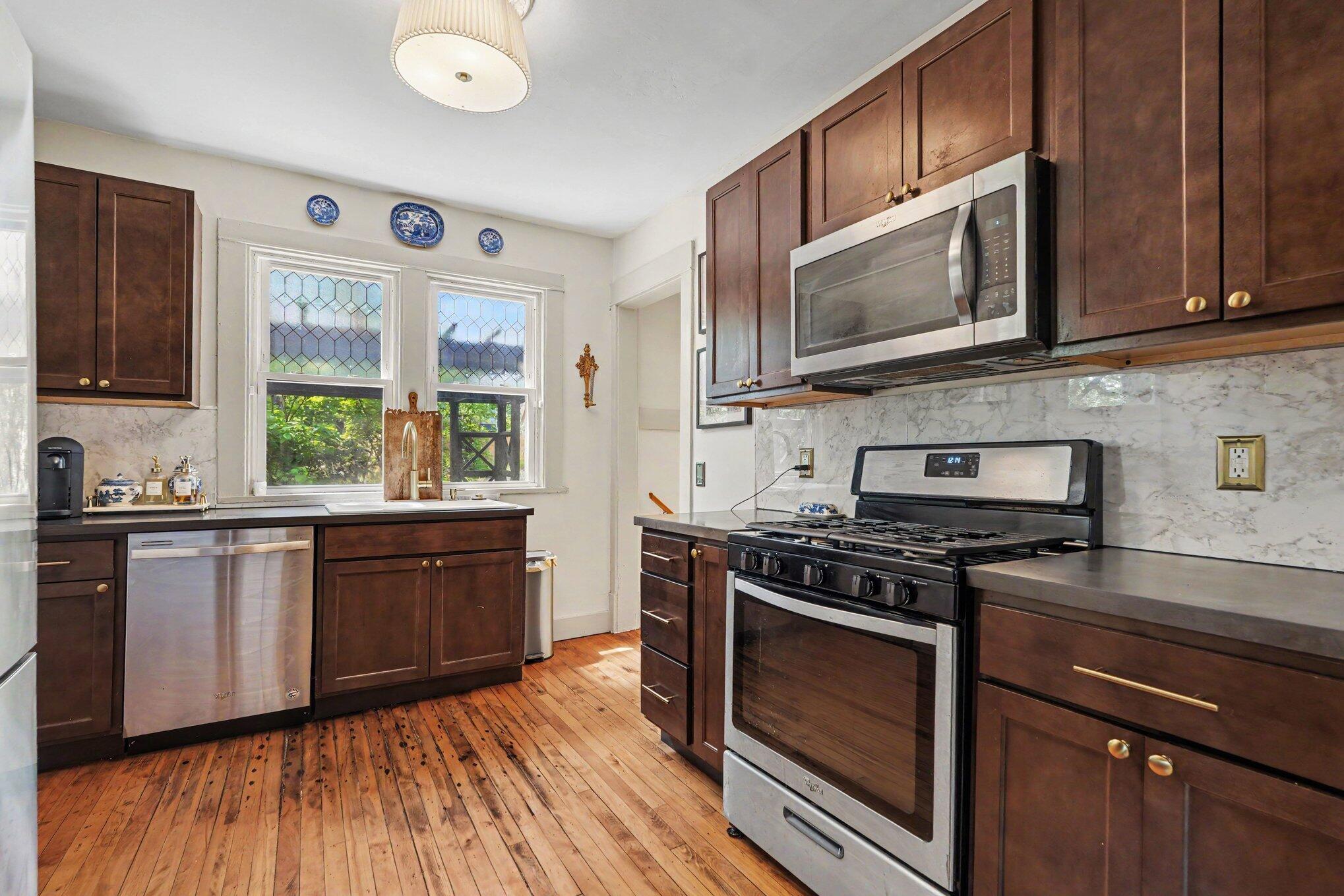 728 Adams Street SE Grand Rapids MI 49507