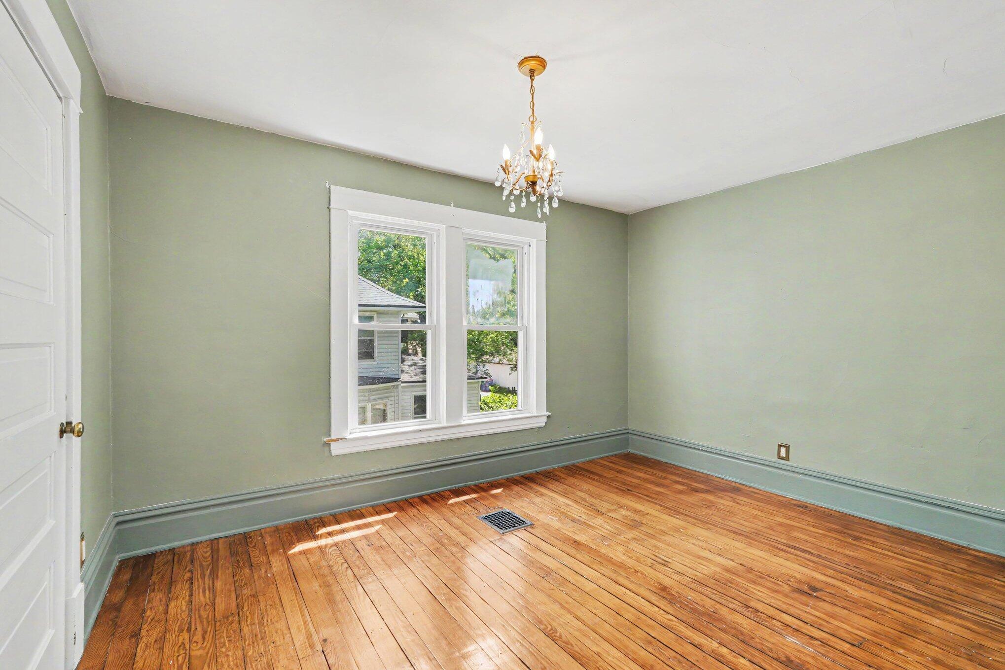 728 Adams Street SE Grand Rapids MI 49507