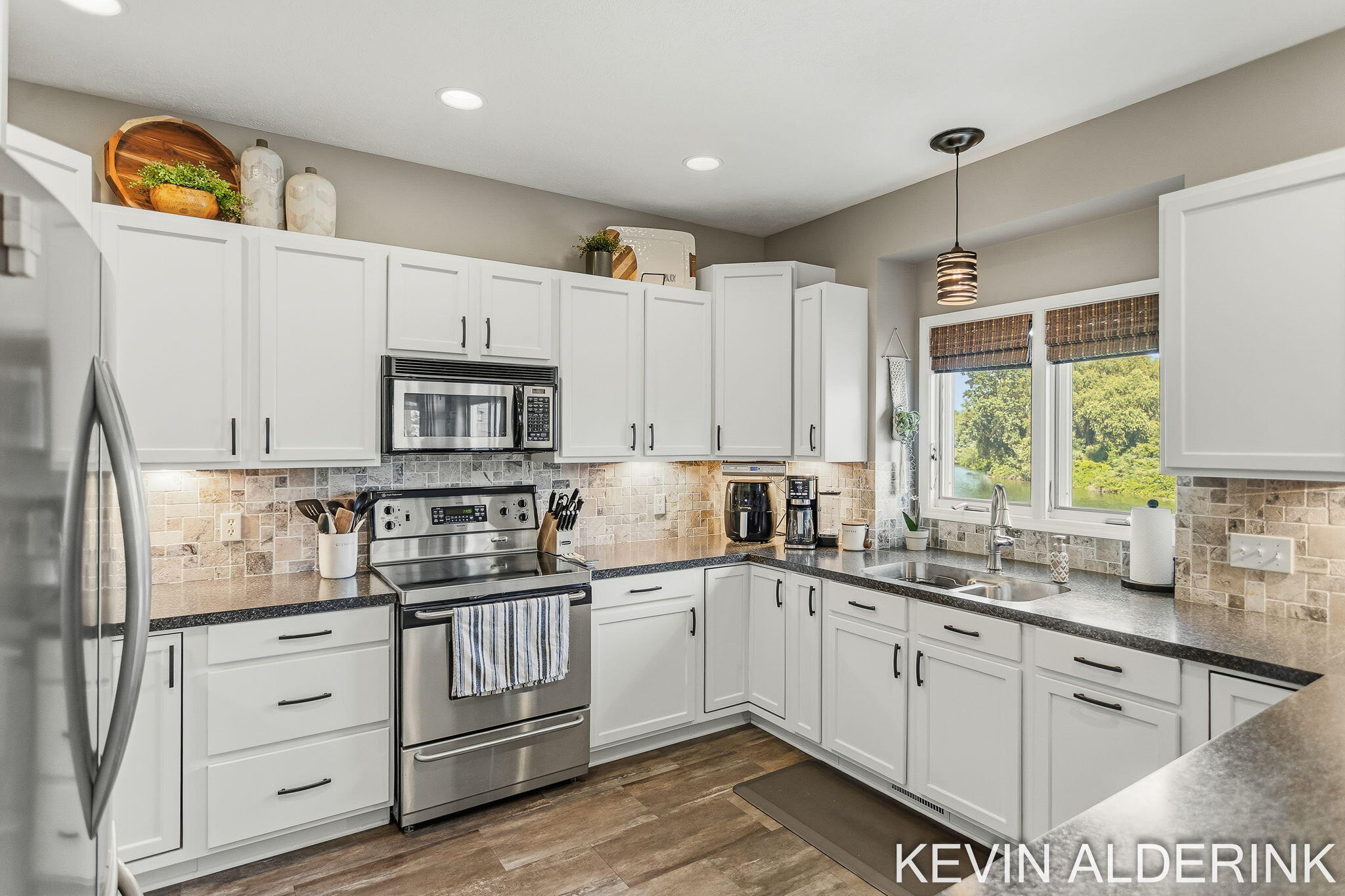 9325 Garden View Drive Zeeland MI 49464