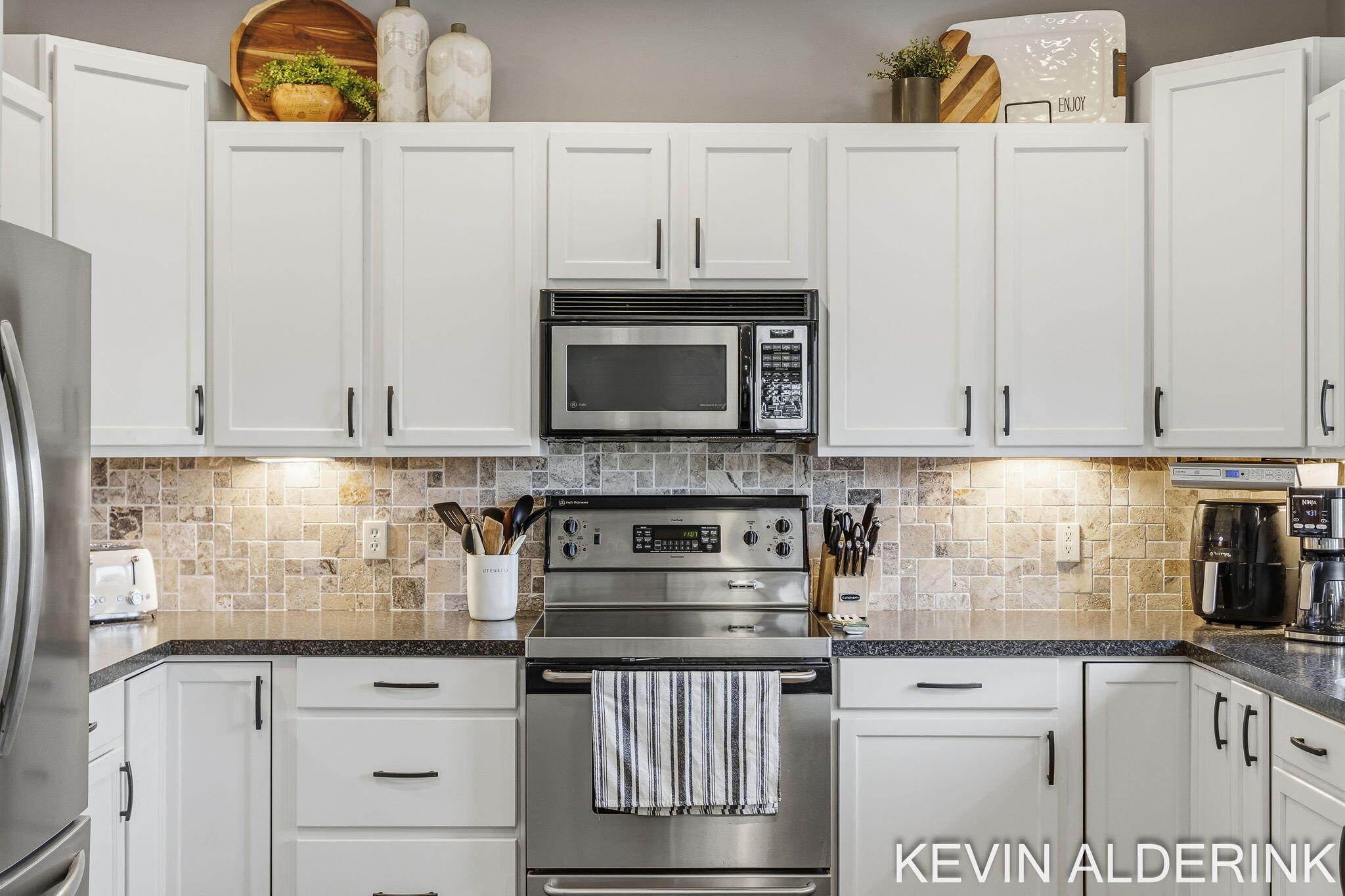 9325 Garden View Drive Zeeland MI 49464