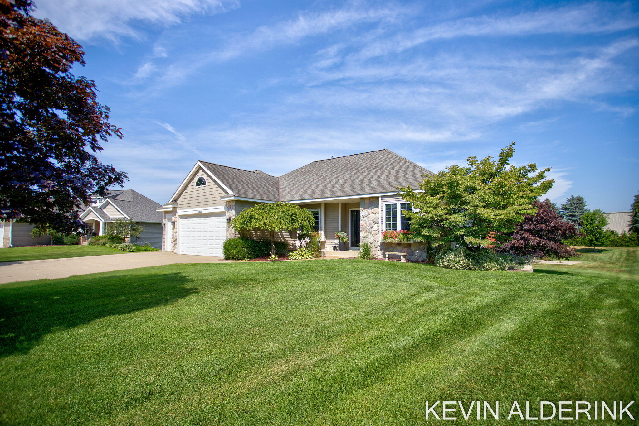 9325 Garden View Drive Zeeland MI 49464