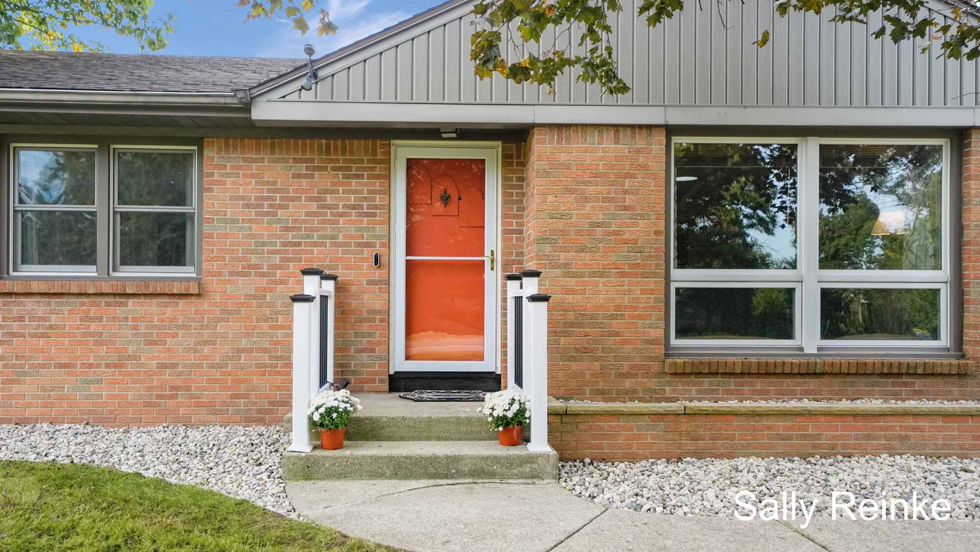 1424 3 Mile Road NE Grand Rapids MI 49505