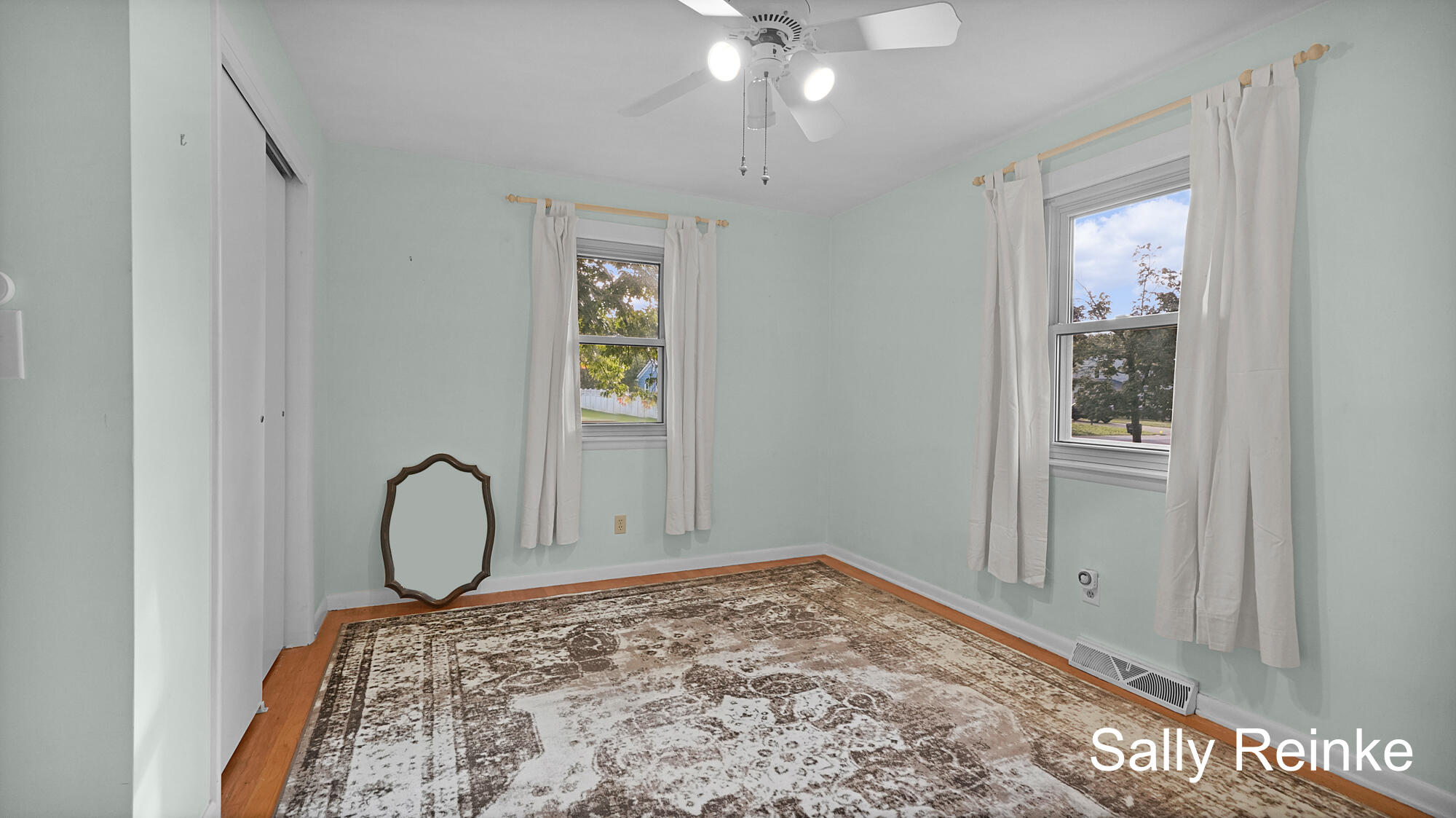 1424 3 Mile Road NE Grand Rapids MI 49505