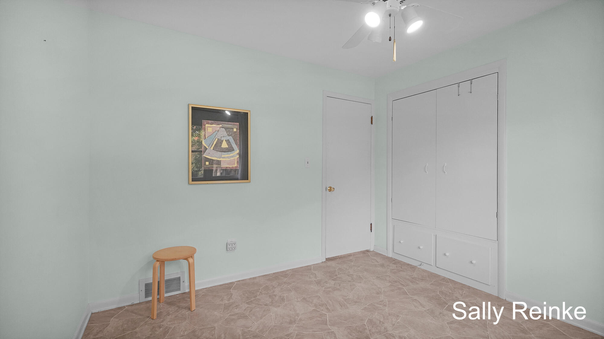 1424 3 Mile Road NE Grand Rapids MI 49505