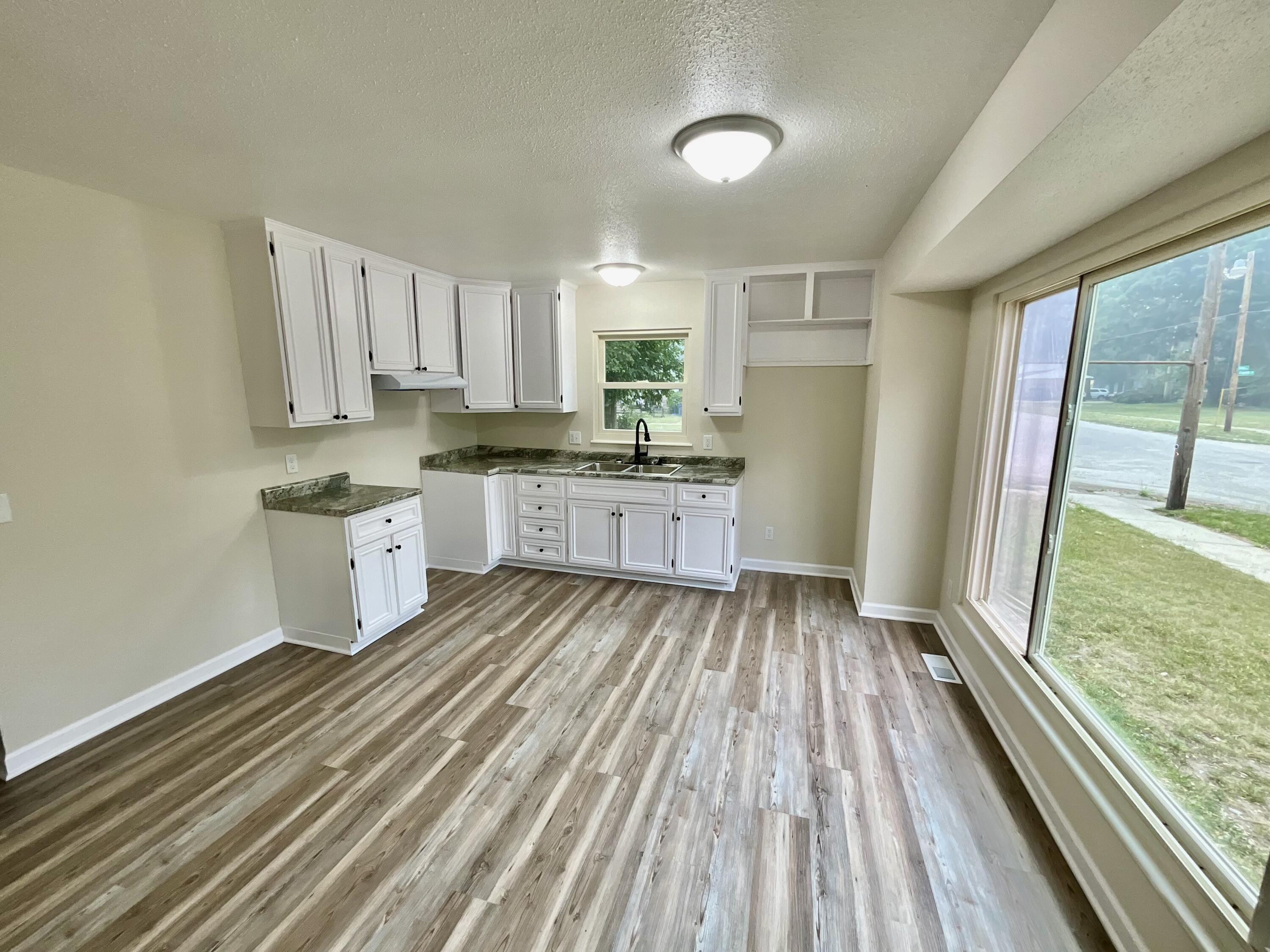 2245 8th Street Muskegon MI 49444