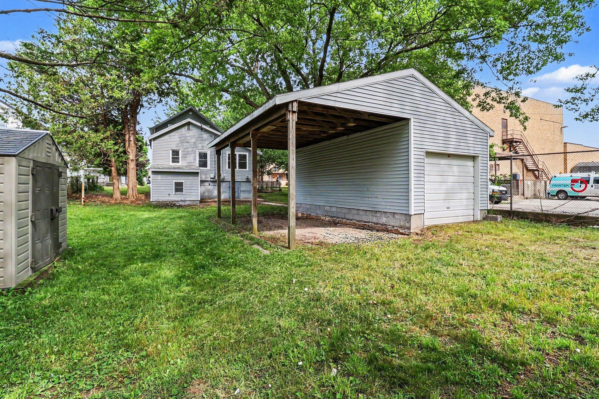 319 N Rowe Street Ludington MI 49431