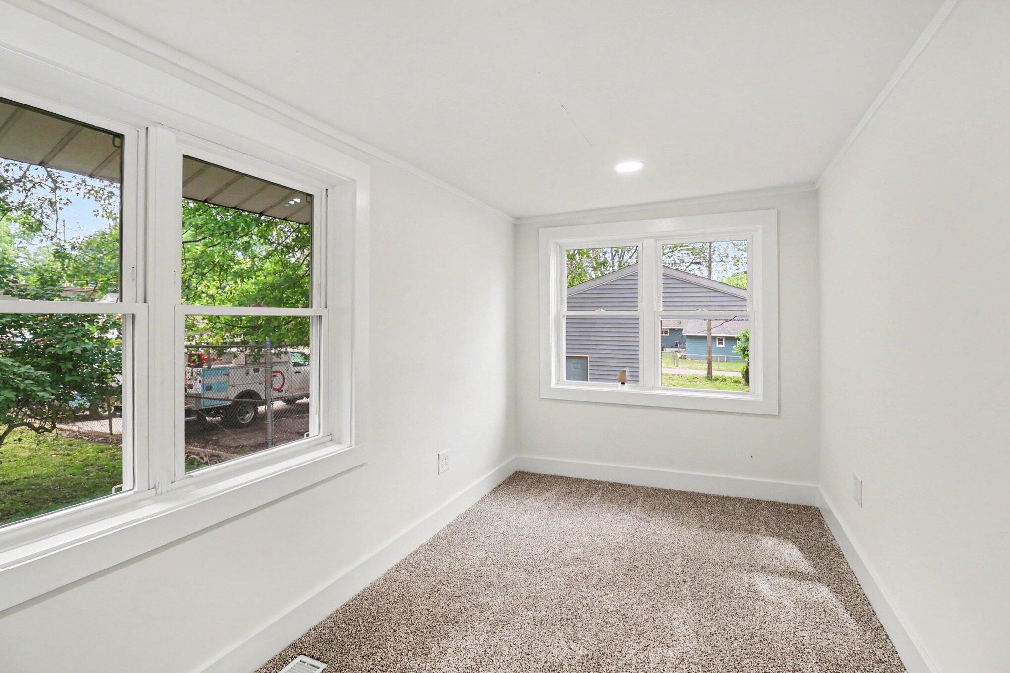 319 N Rowe Street Ludington MI 49431