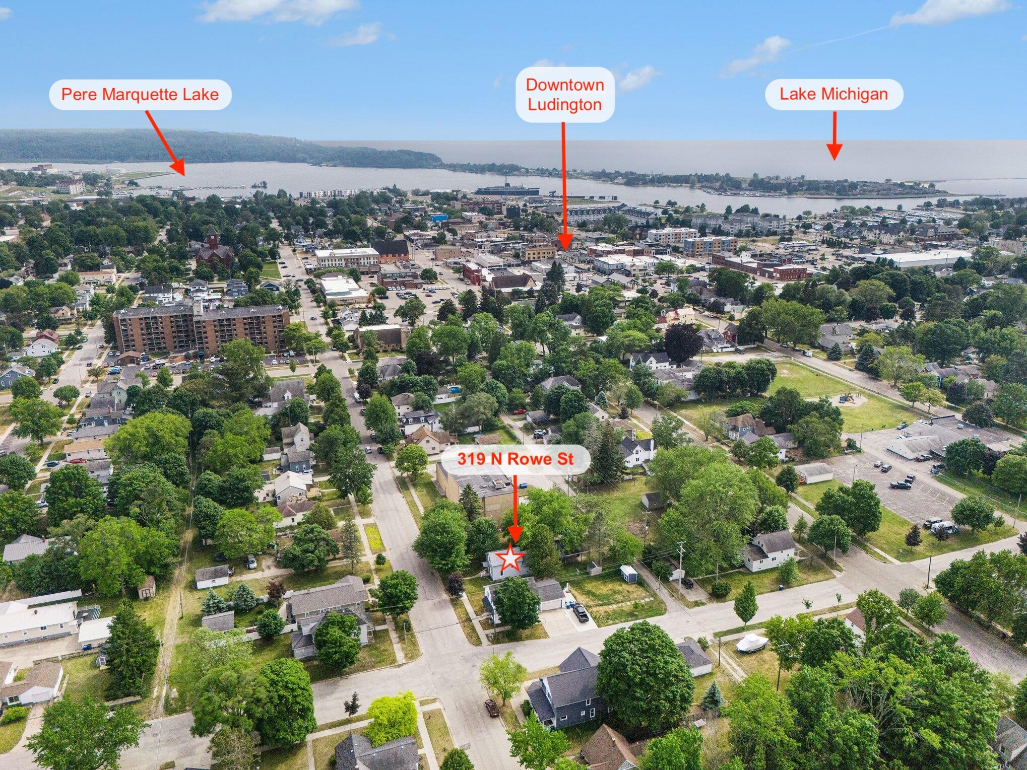 319 N Rowe Street Ludington MI 49431