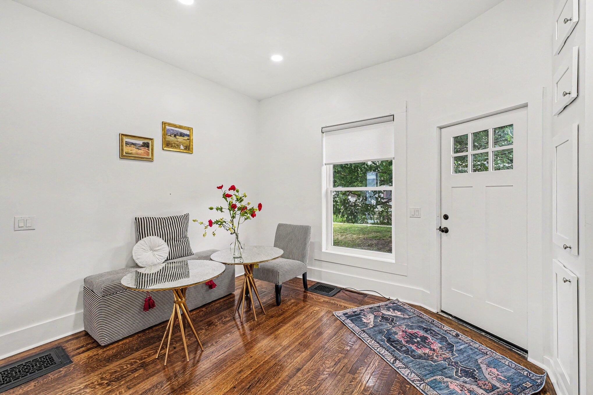 614 Fairview Avenue NE Grand Rapids MI 49503